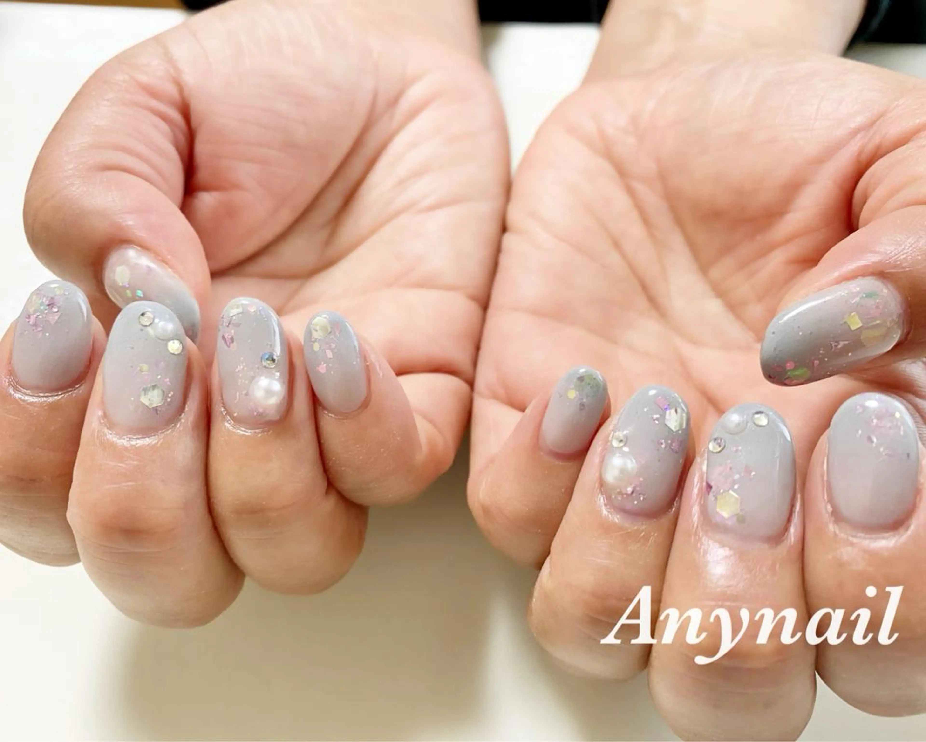 ネイル ブルー グラデーション ホログラムネイル キラキラネイル オフィスネイル ハンドネイル 岩澤 恵子のネイルデザイン