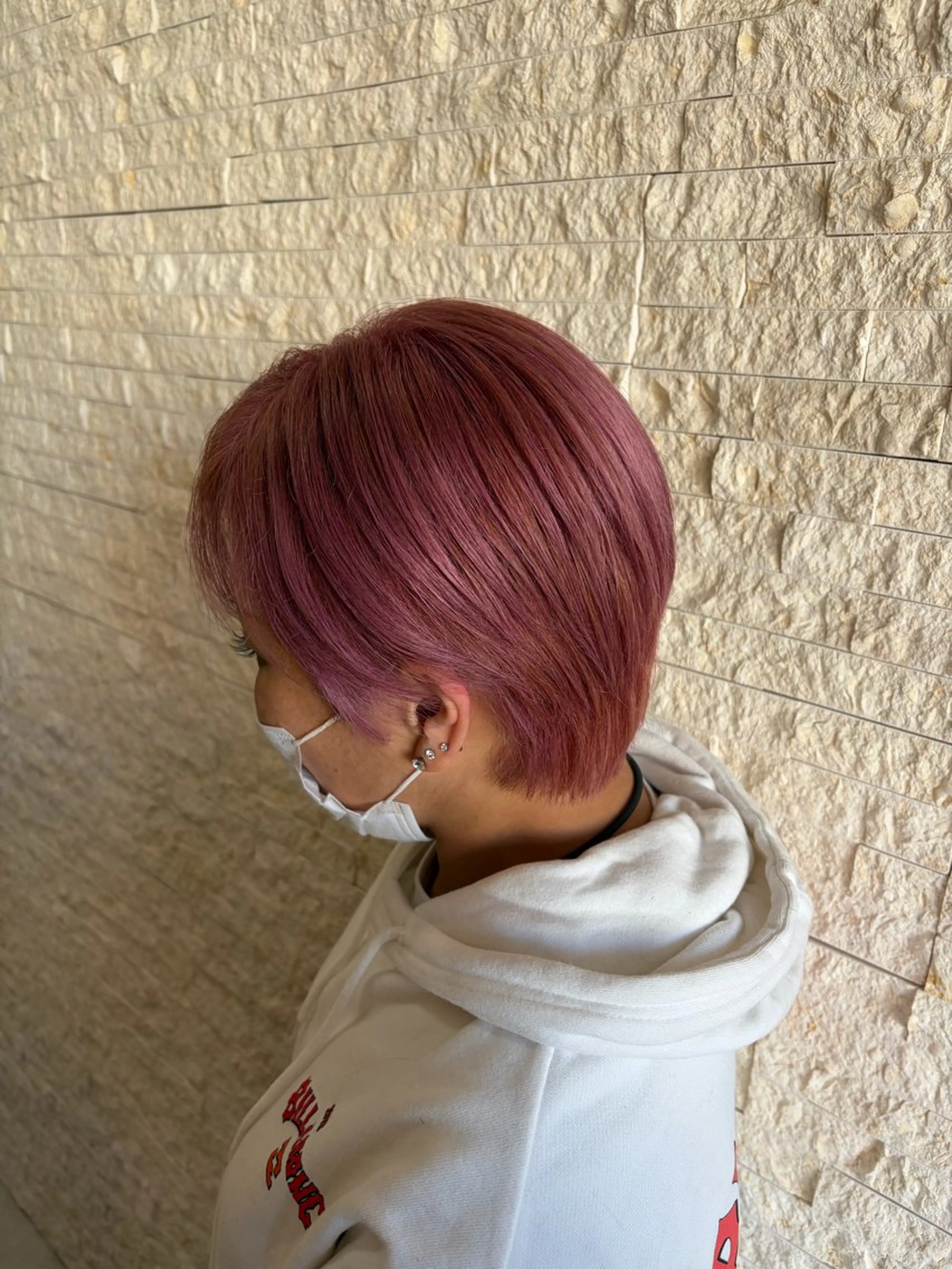 ショート カラー ブリーチ ピンクカラー ヘアカラー 韓国￤ボブ￤レイヤー 🍒Akane🍒のヘアスタイル