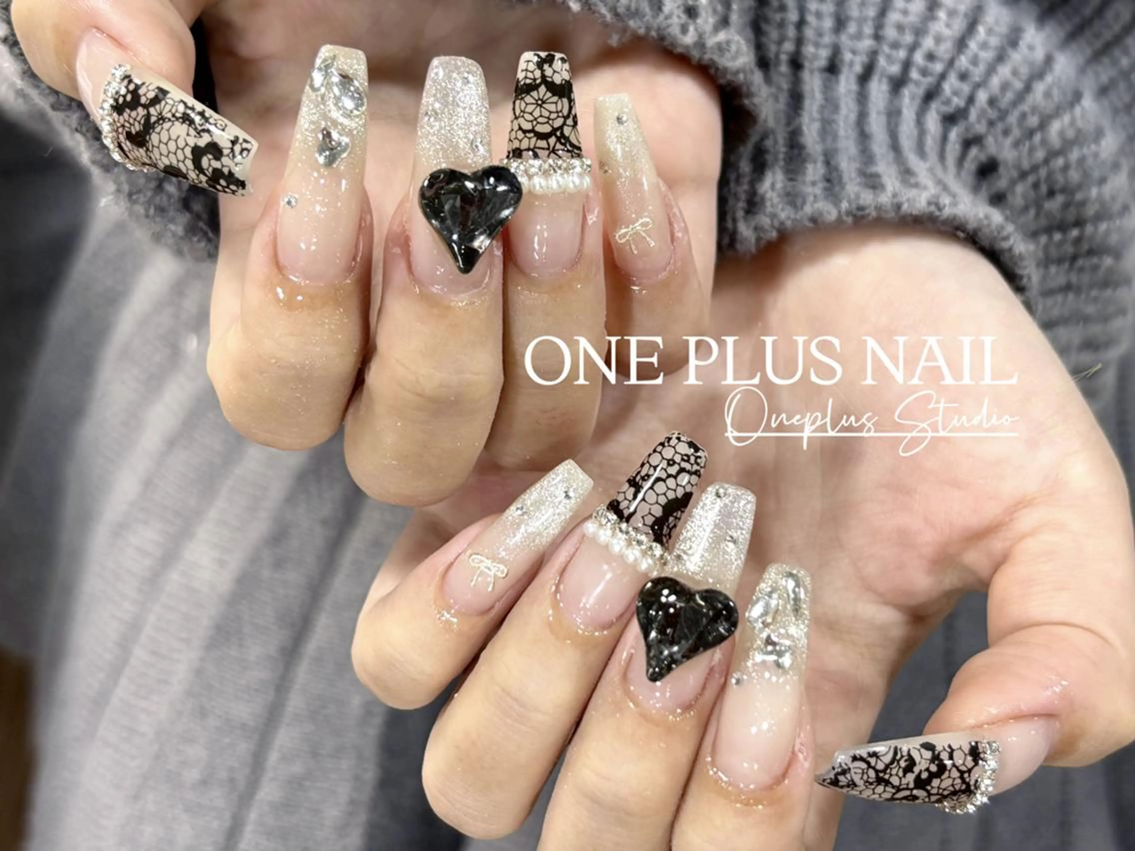 ネイル アートネイル オーロラネイル ガーリー キラキラネイル 韓国ネイル One plus StudioNailのネイルデザイン
