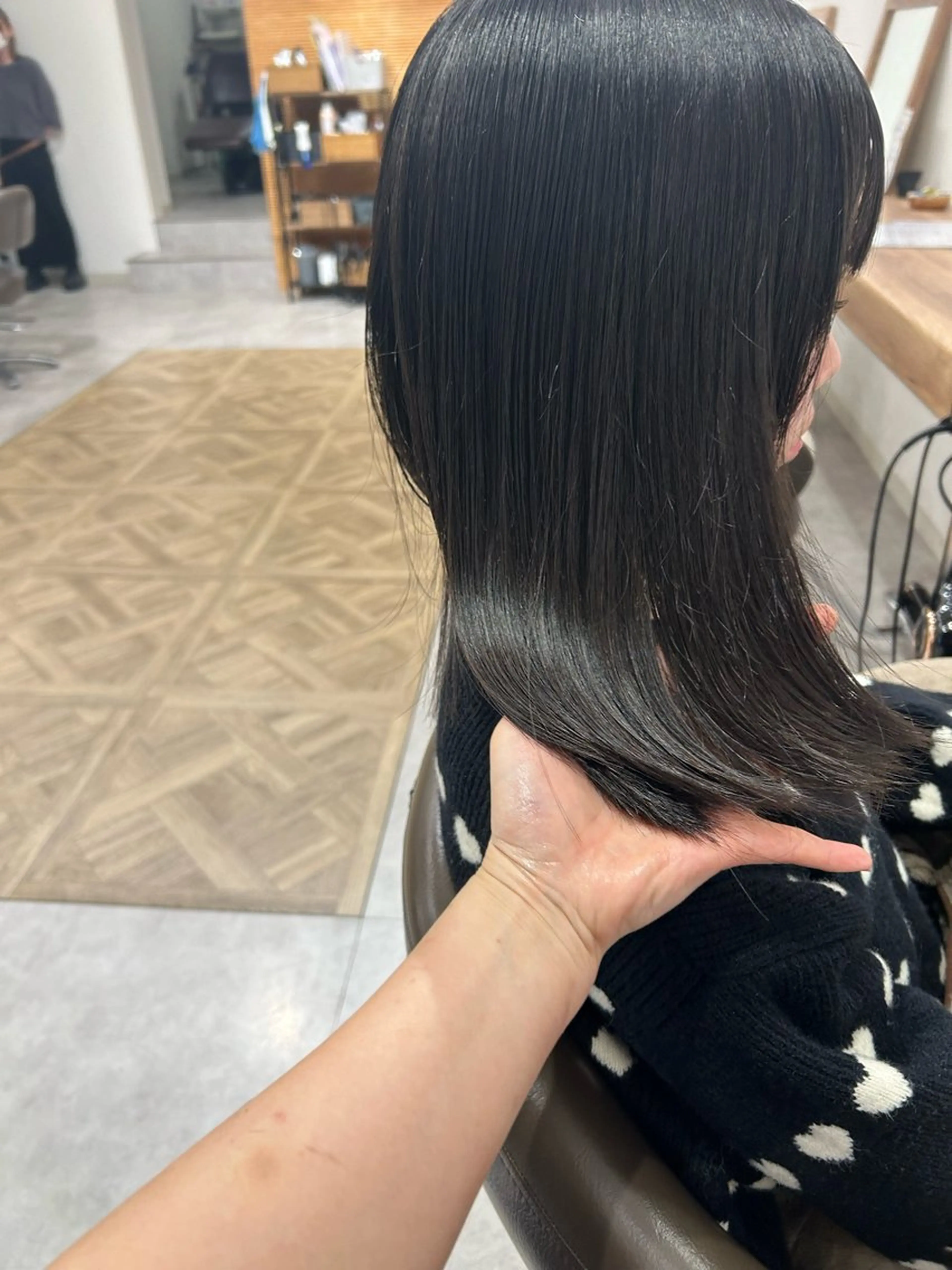 セミロング パーマ カット 縮毛矯正 riddle hair(駒生)所属・山越 美裕樹のヘアスタイル