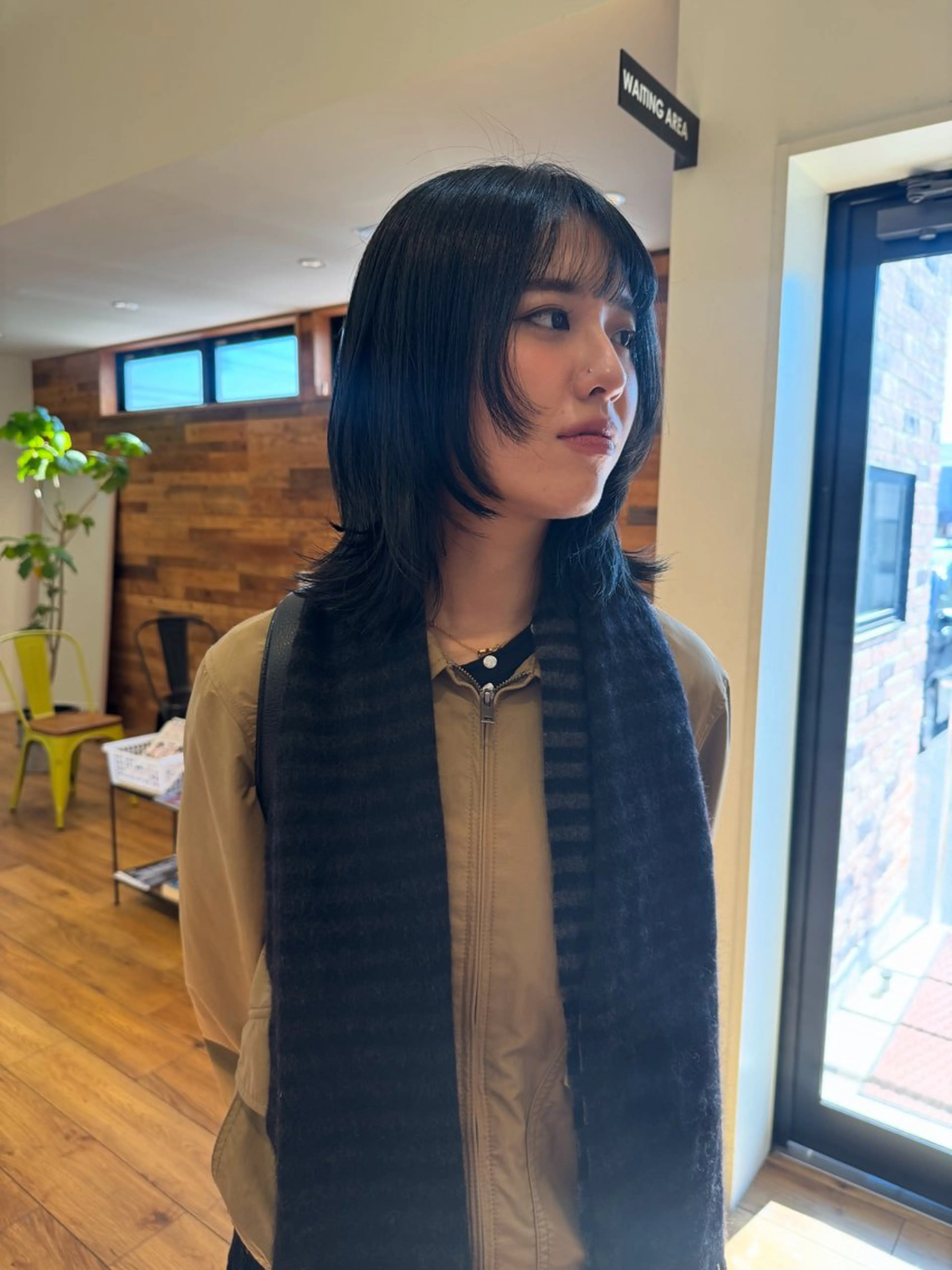 ミディアム カット 吉留 文月のヘアスタイル