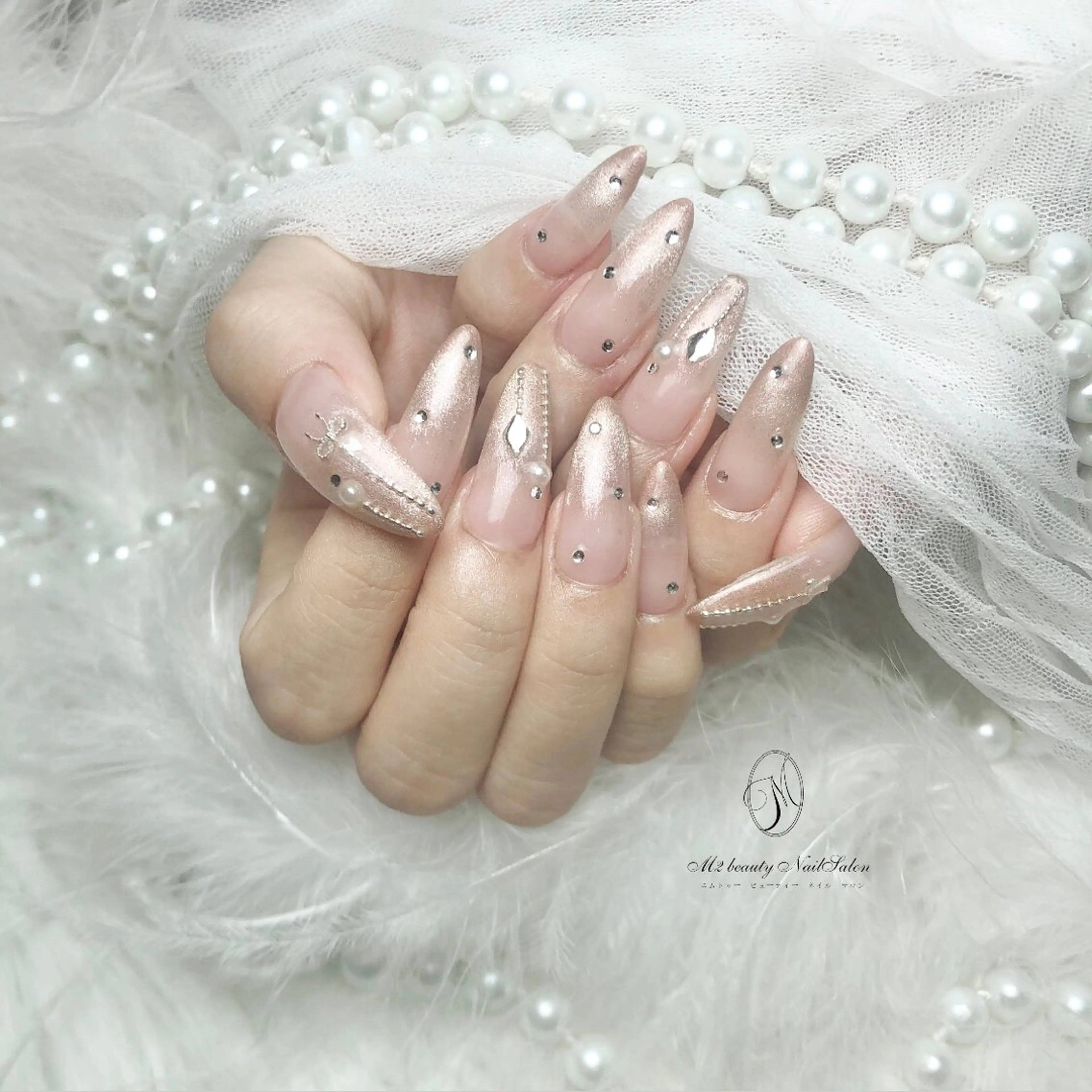 ネイル 長さ出し ジェルネイル パラジェル スカルプネイル ネイルチップ ハンドネイル M2 beauty Nankaのネイルデザイン