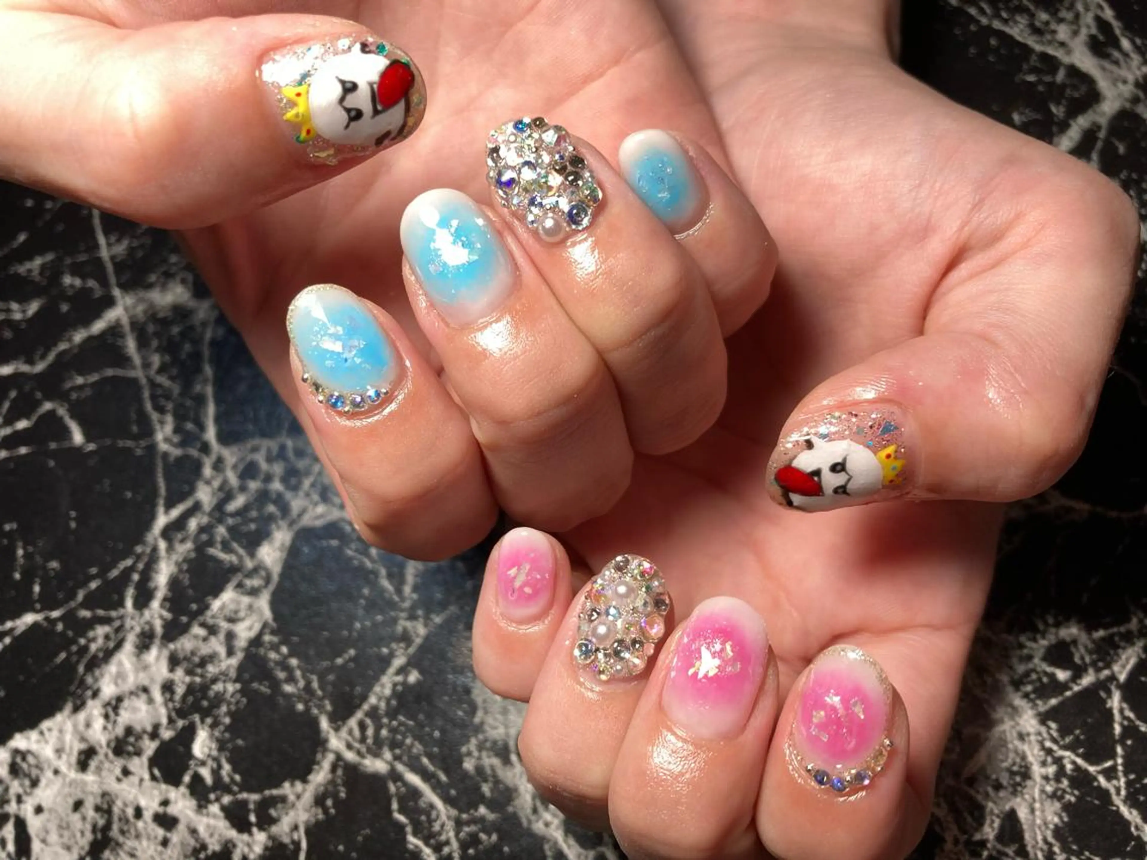 ショート ネイル ハンドネイル フットネイル ✴︎ Delightのネイルデザイン