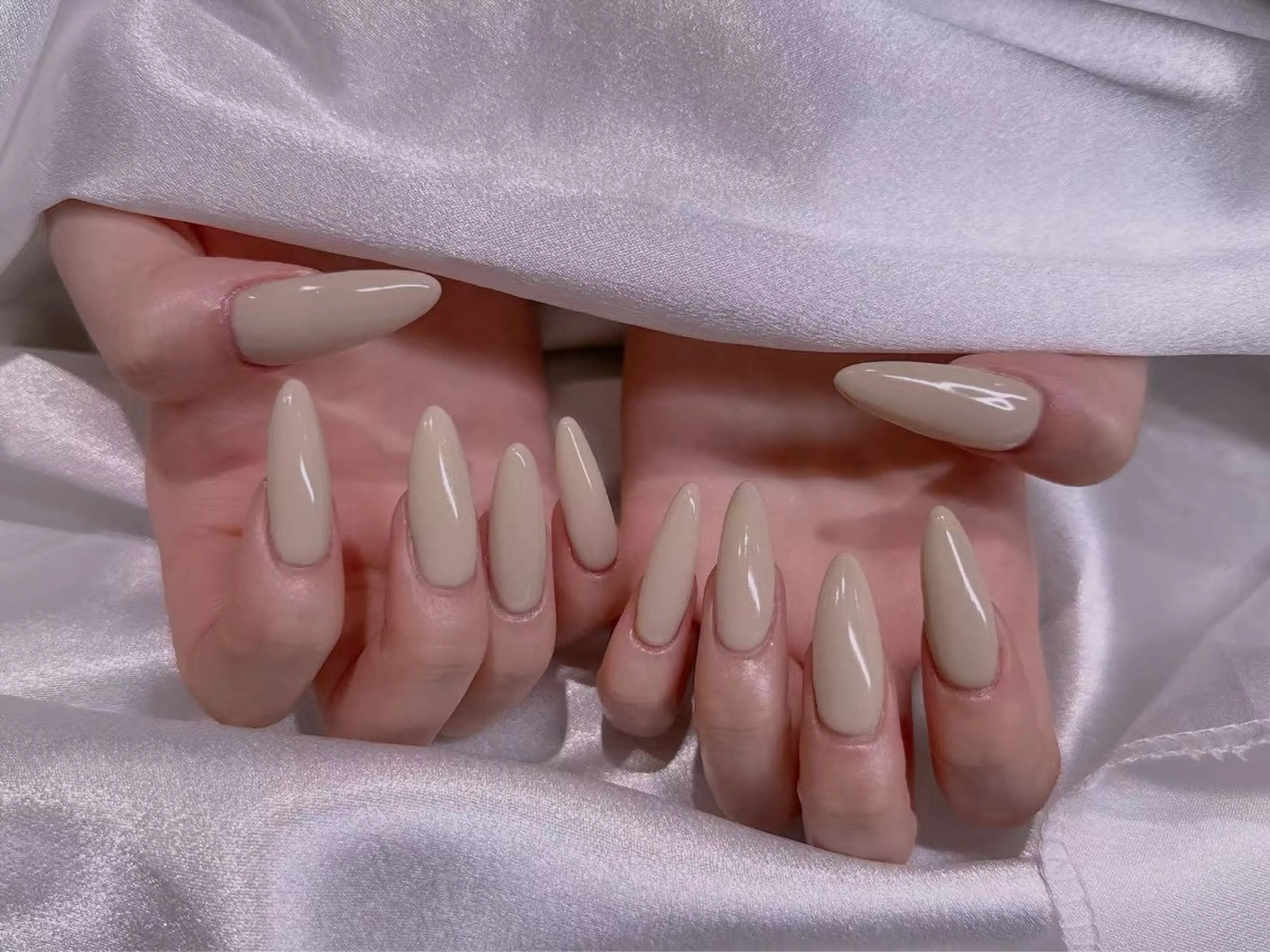 ネイル M2ネイルサロン【長さ出し&フィルイン導入店】所属・長さ出し専門店 RIRIのネイルデザイン