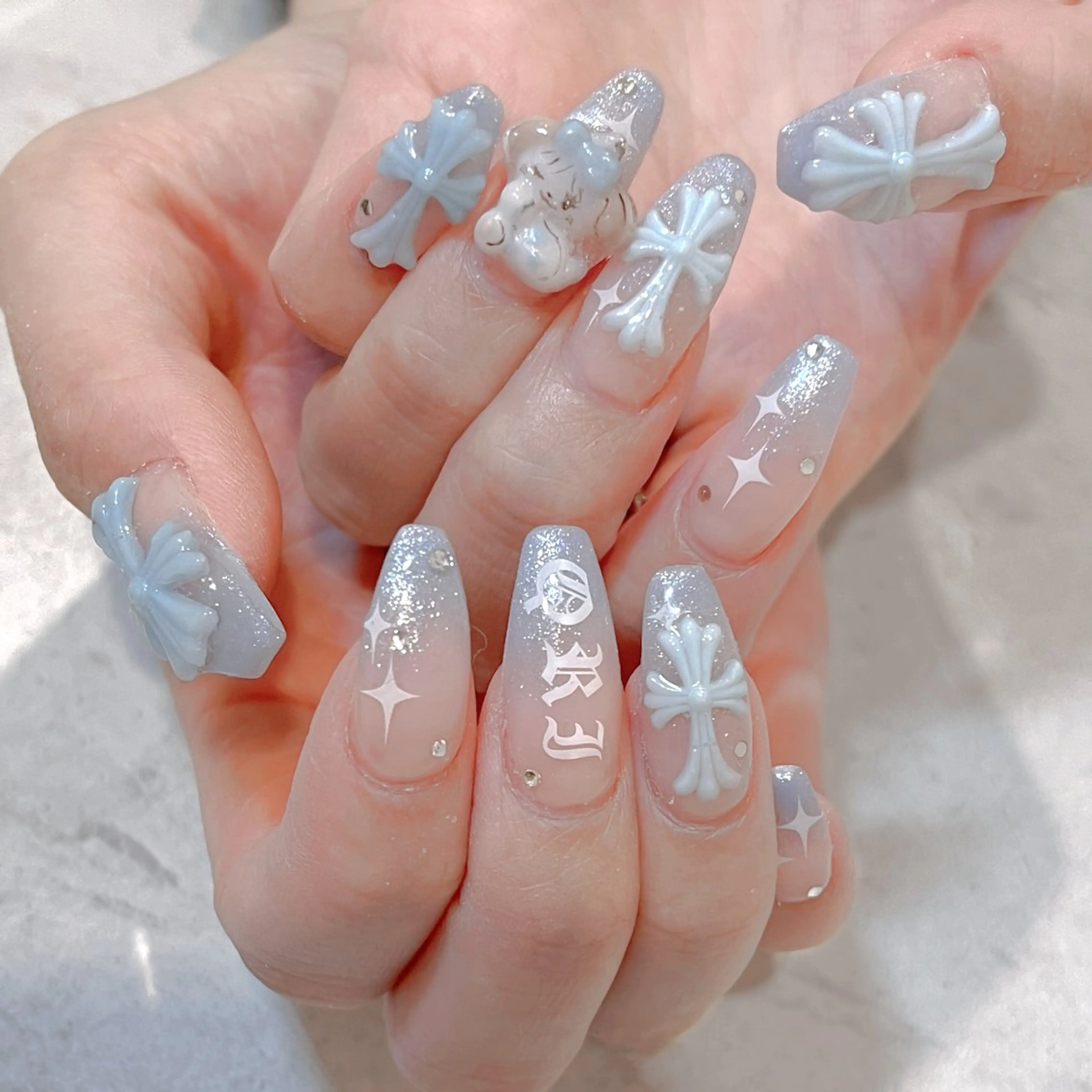 ネイル ハンドネイル EYELASH SALON en.所属・⠀ ⠀ ⠀ 𝕟𝕖𝕚𝕣𝕠のネイルデザイン