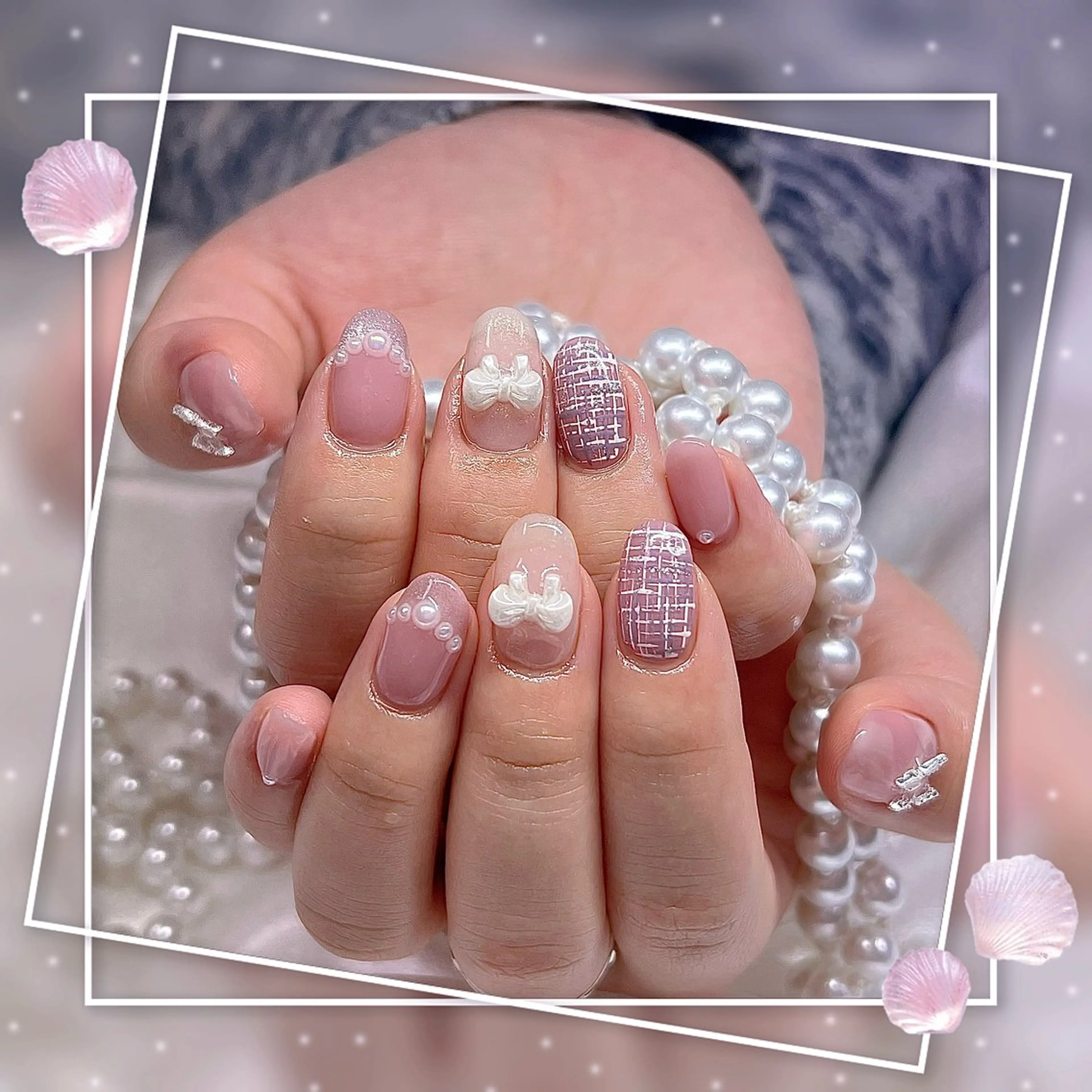 ネイル フレンチネイル グラデーション キラキラネイル 韓国ネイル マグネットネイル ハンドネイル Chill Nailsalonのネイルデザイン