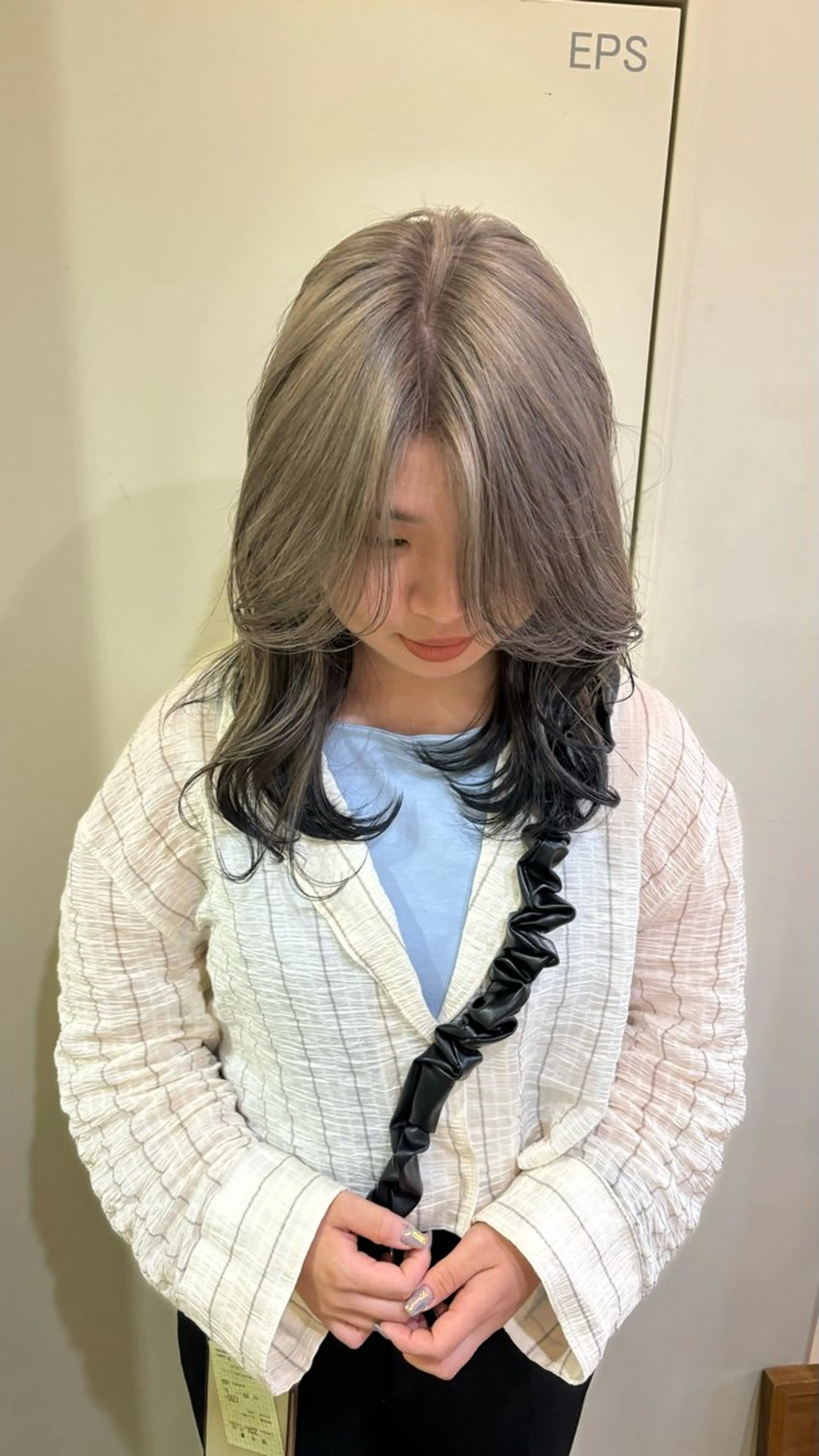 セミロング カラー Rinon所属・沖 真琴のヘアスタイル
