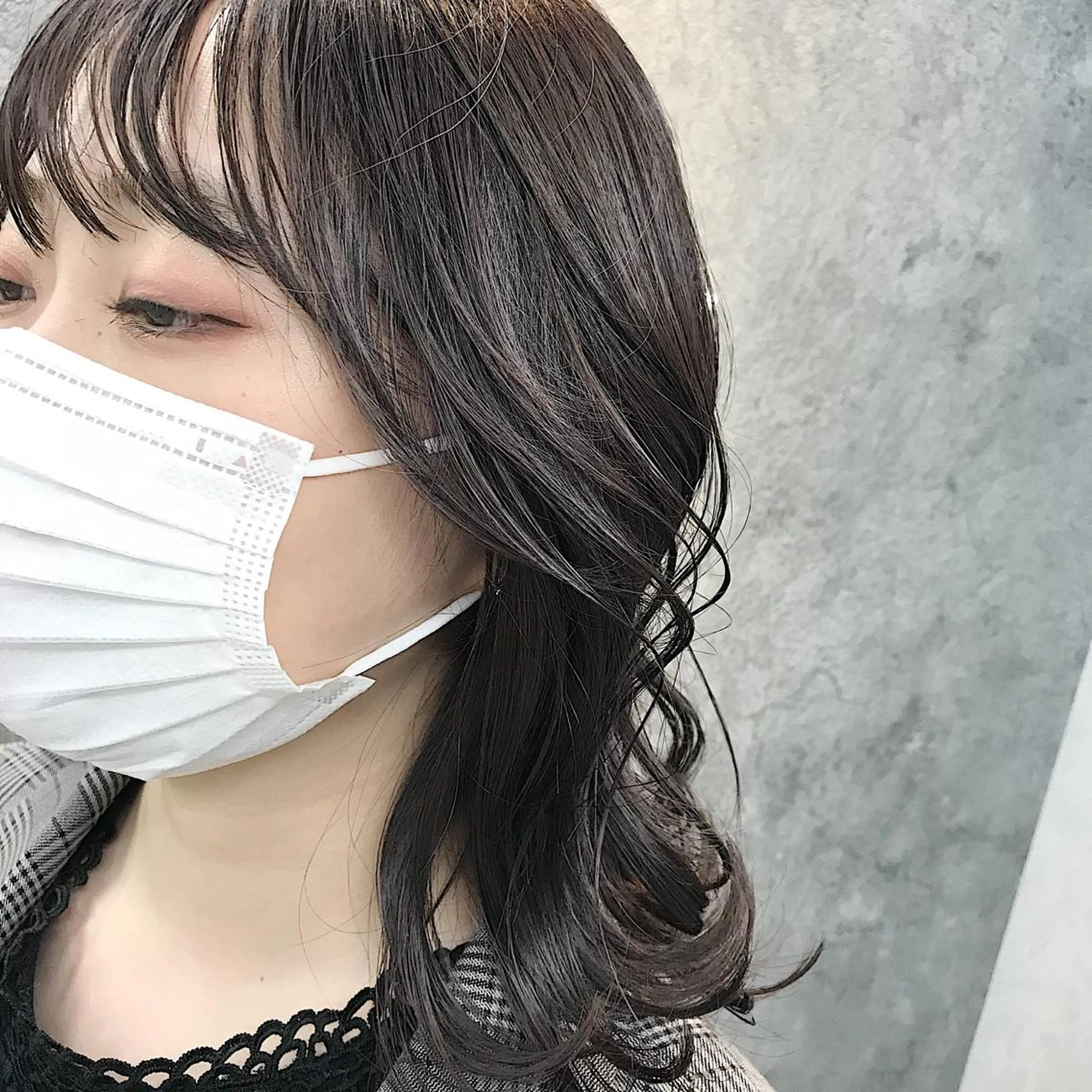 ミディアム 韓国風ヘア オルチャンヘア カット ヘアカラー トリートメント 所渉/韓国レイヤー /ウルフカットのヘアスタイル