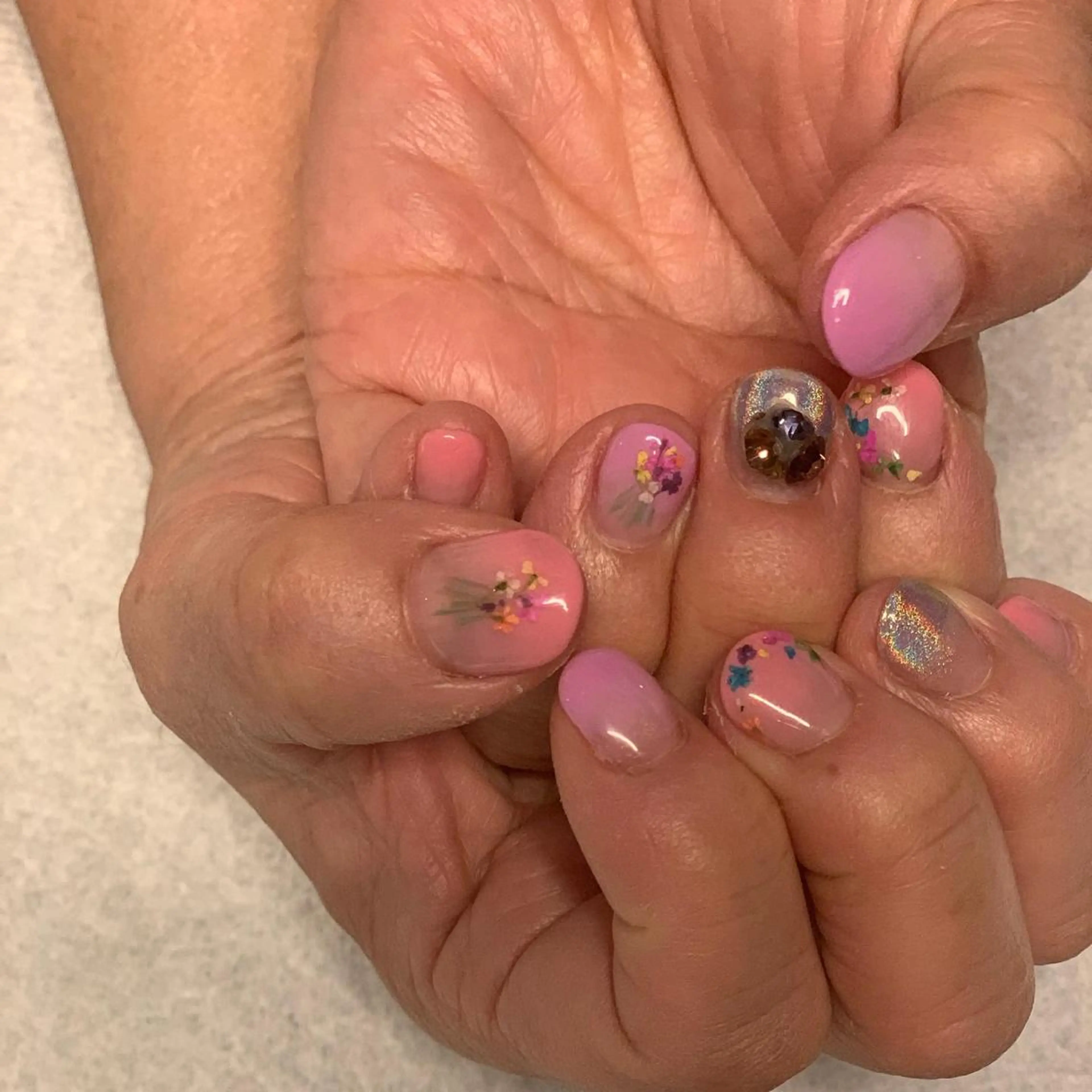 ネイル Niko.nail所属・☆ YOSHIEのネイルデザイン