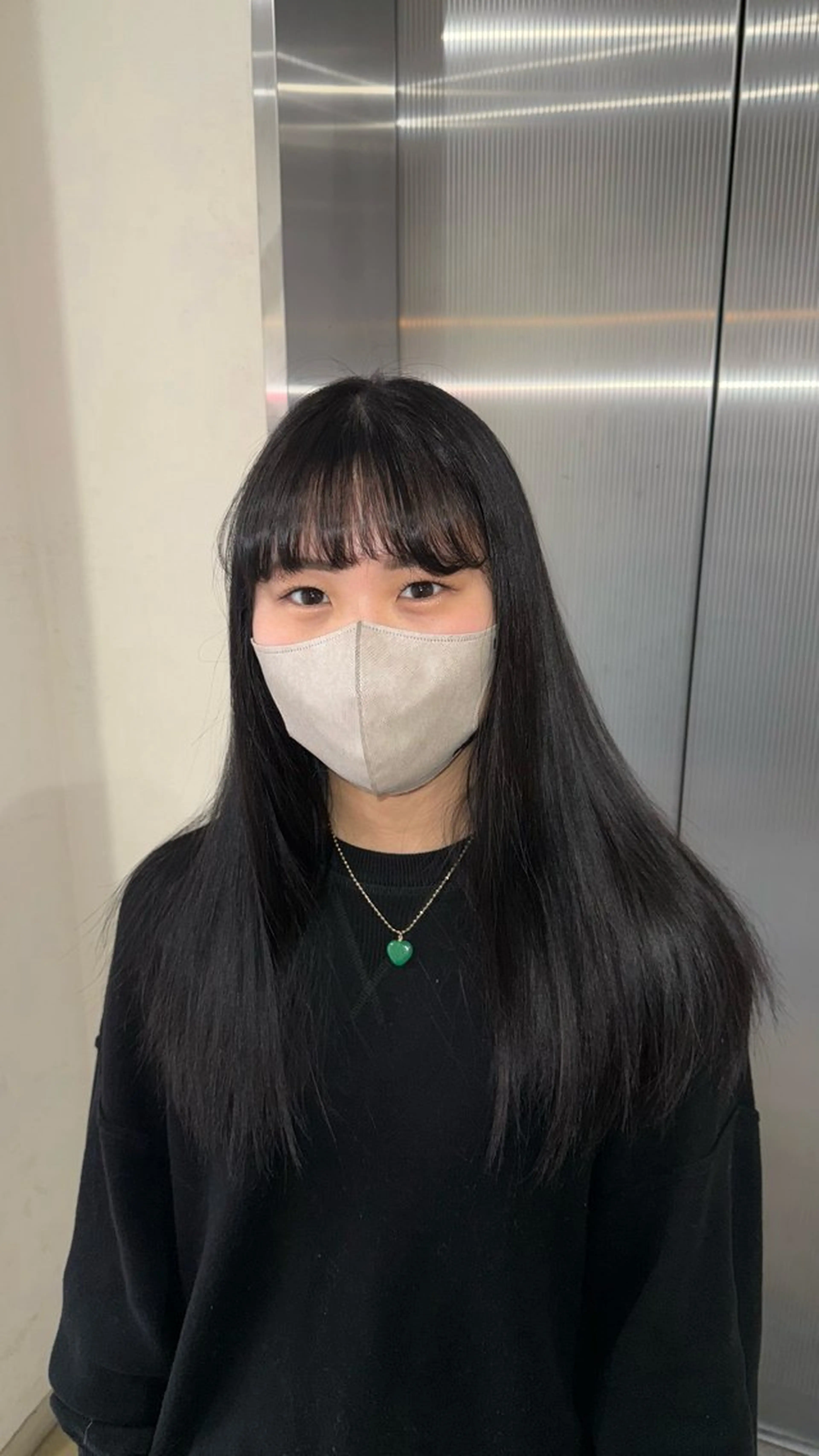 ロング ハイトーン/カット Kazuhaのヘアスタイル