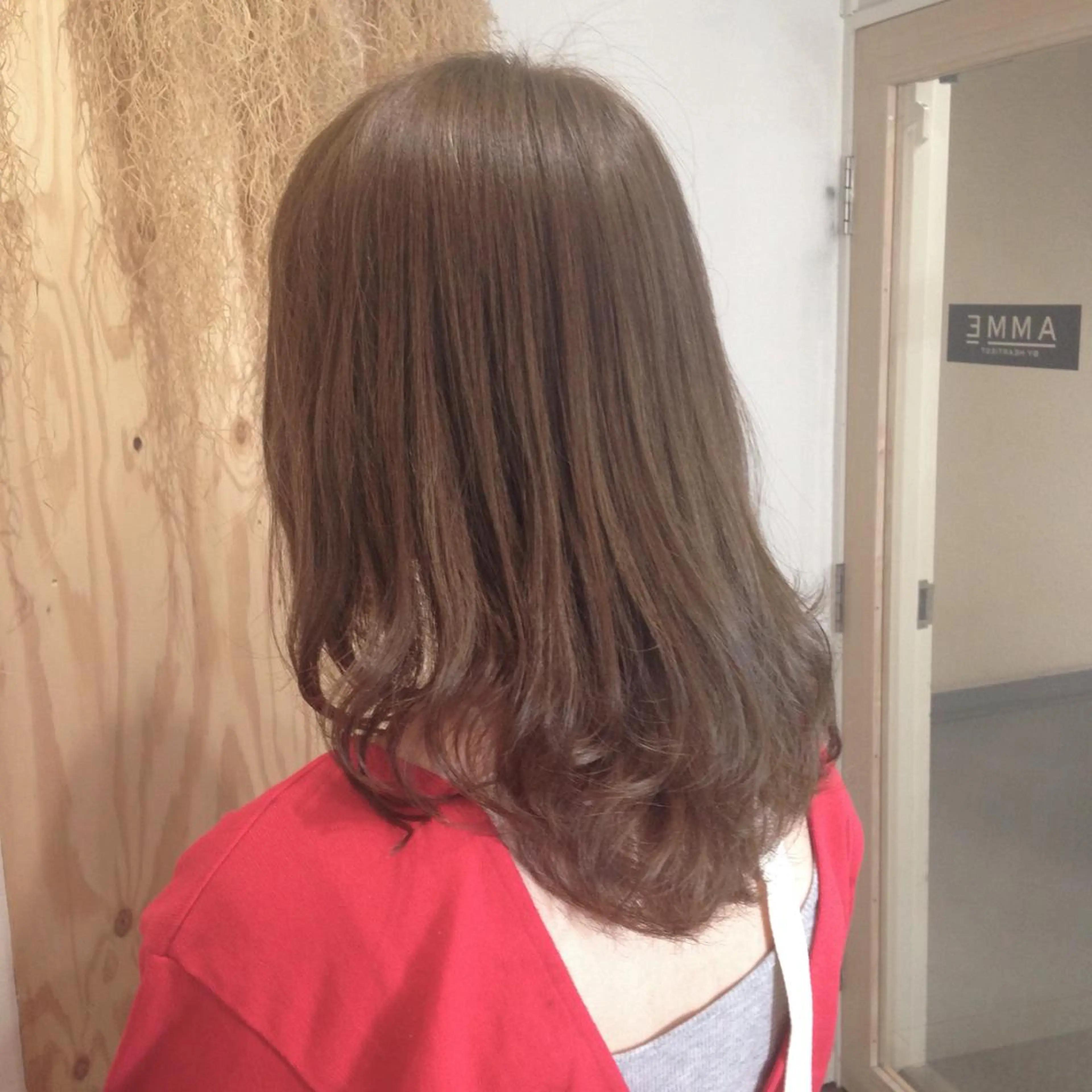 セミロング カラー アッシュ ベージュカラー 💎髪質改善💎 デザイナーshinのヘアスタイル