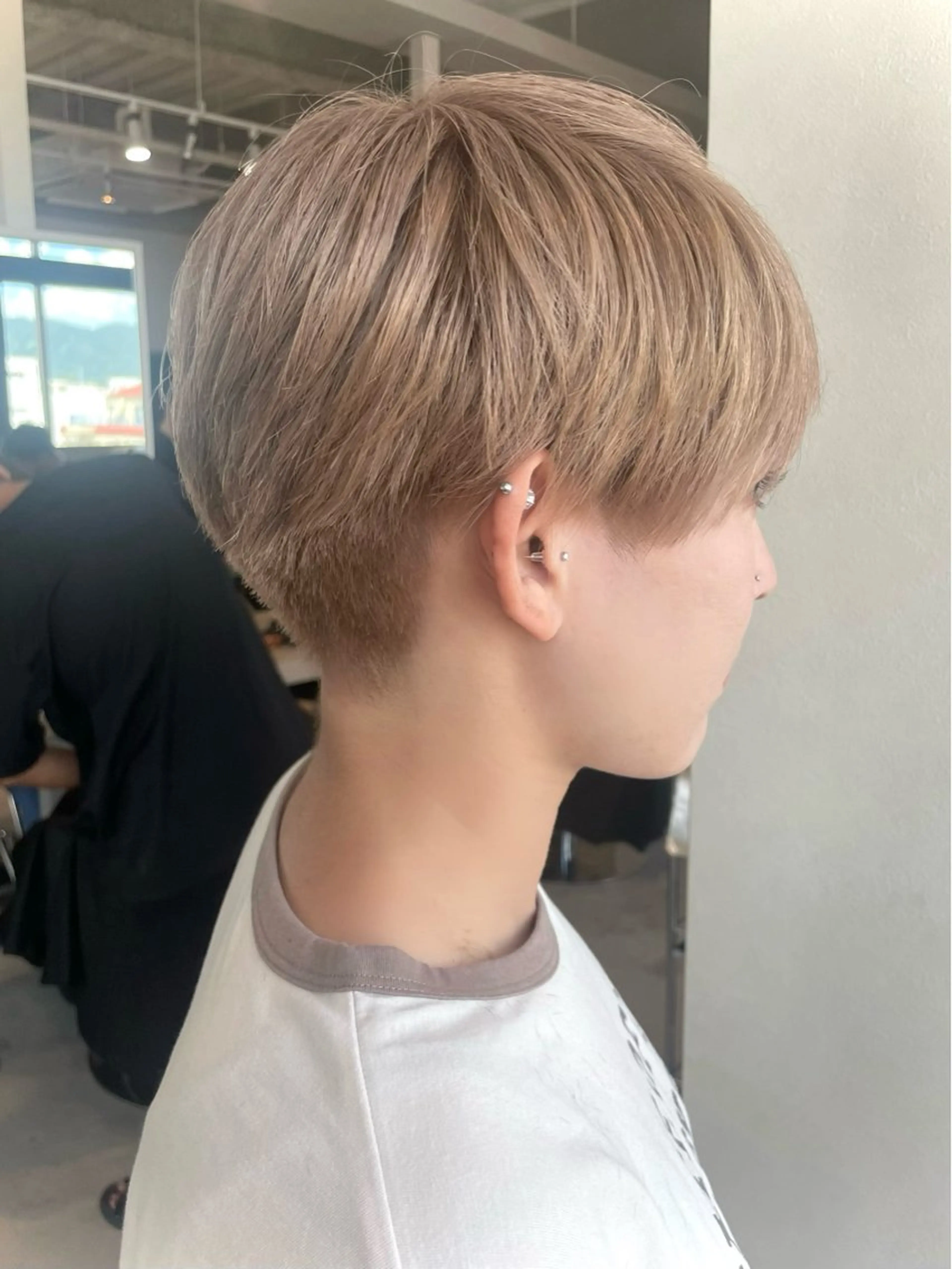 ショート カラー ベージュカラー ミルクティーベージュ SOYON守口ジャガータウン店【ソヨン】所属・AKI 🐉のヘアスタイル