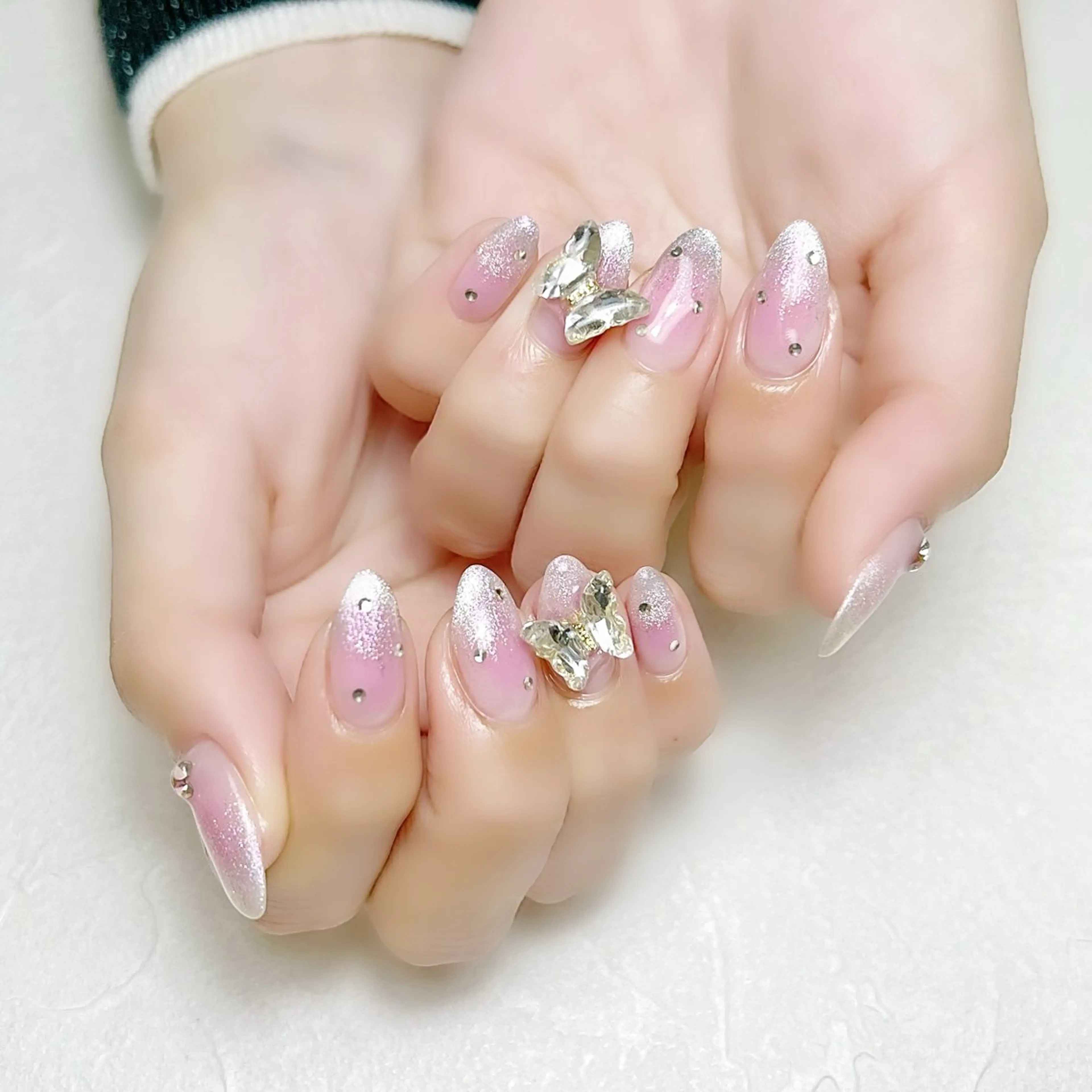 ネイル チークネイル マグネットネイル ピンク ワンホンネイル rouse nail RISATOのネイルデザイン