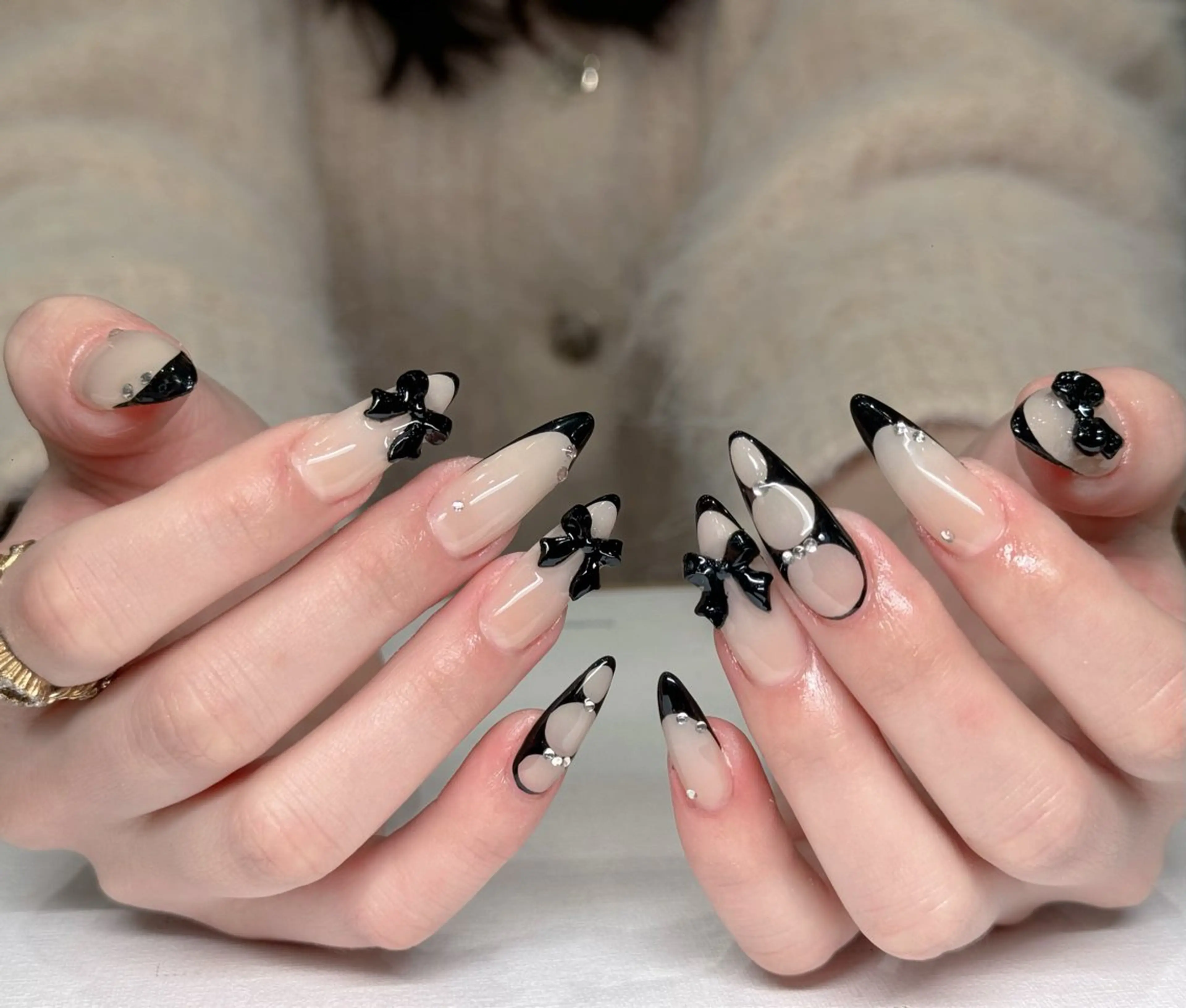 ネイル 桜ネイル フラワーネイル ニュアンスネイル オフィスネイル パステルネイル ハンドネイル MILO 168 池袋のネイルデザイン