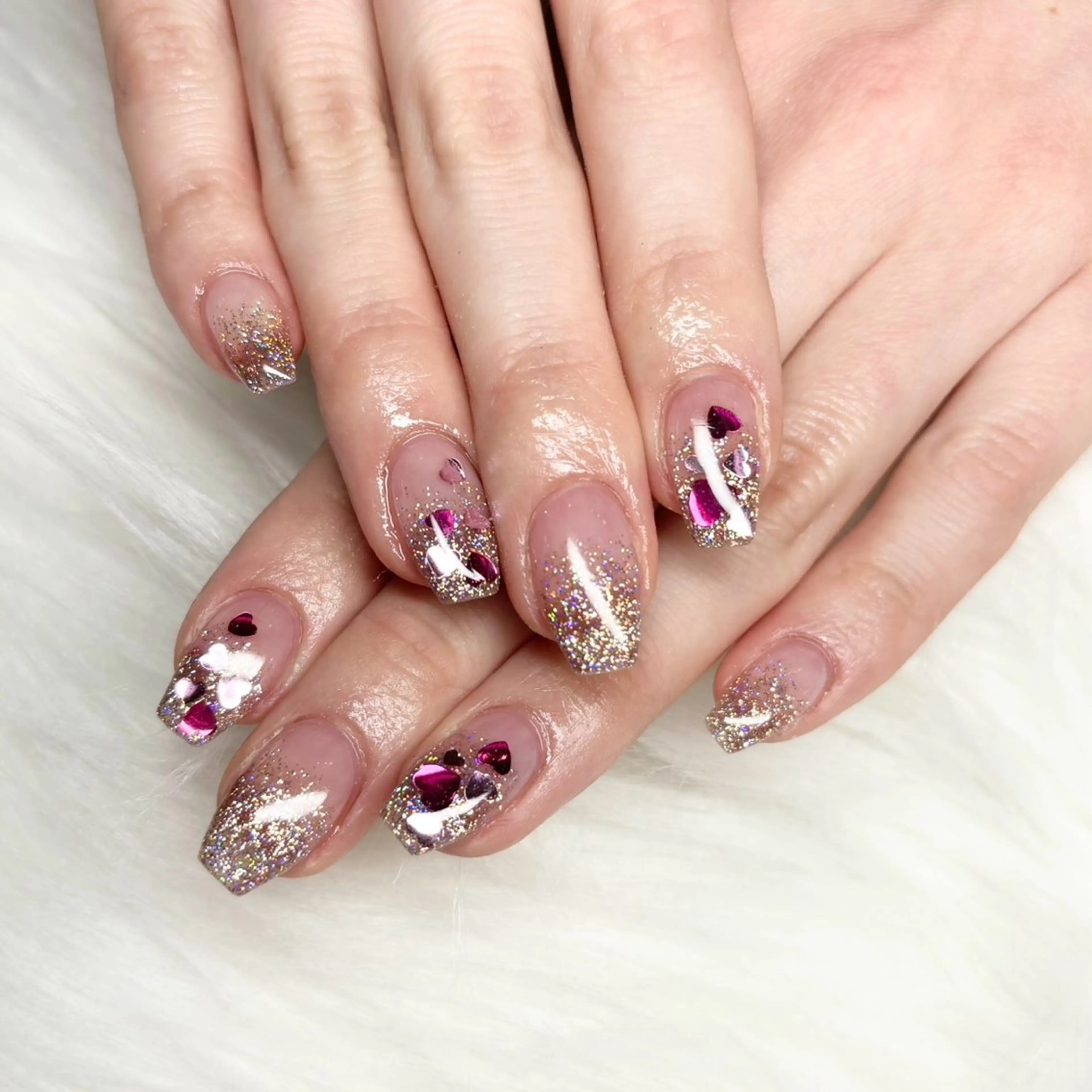 ネイル 持ち込み ハンドネイル 鈴木 華乃のネイルデザイン