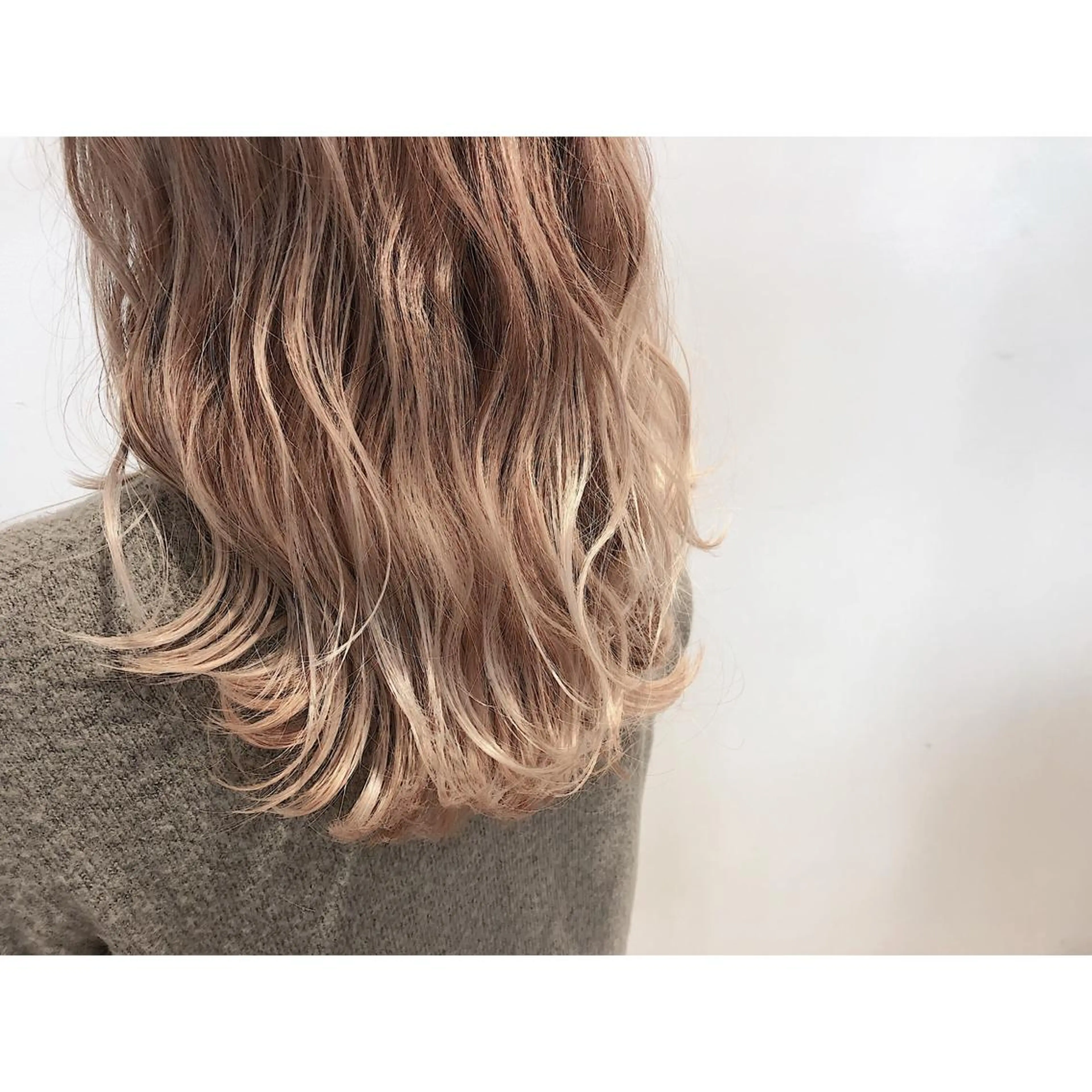 セミロング カラー 心斎橋 美髪職人　近江のヘアスタイル