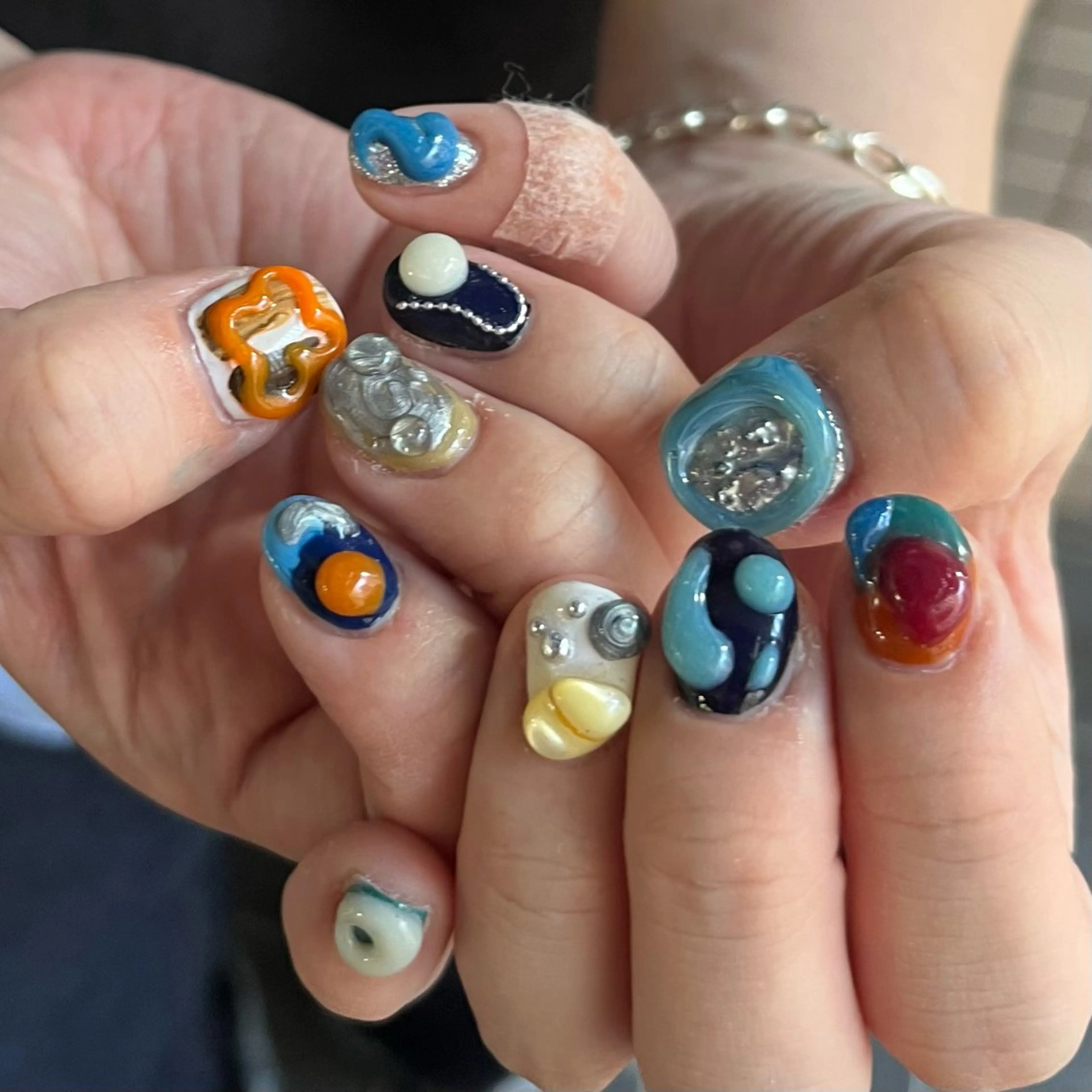 ネイル ハンドネイル フットネイル 小川 柚香のネイルデザイン