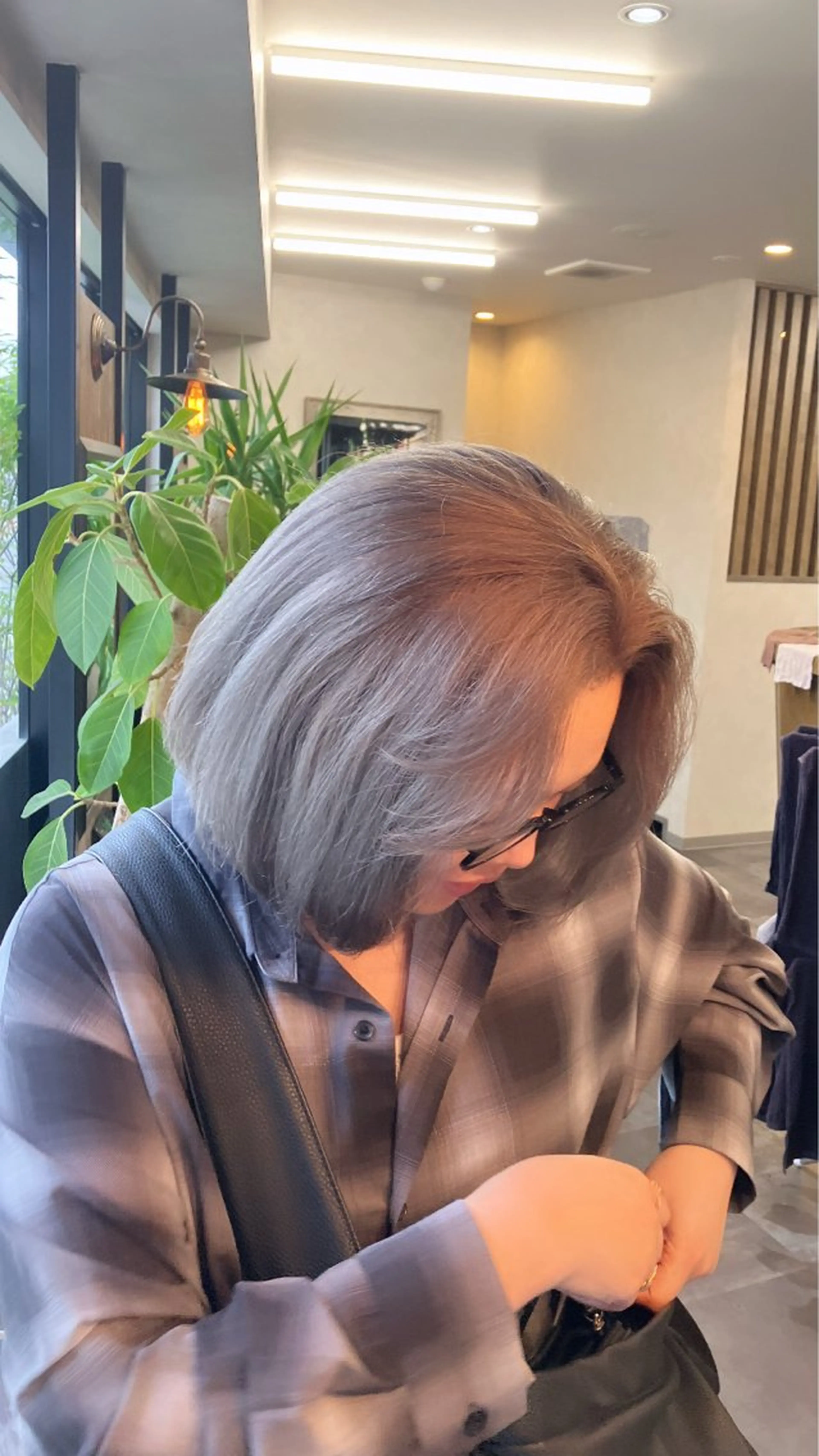 カラー ヘアカラー 博多ブリーチ× 透明感/縮毛矯正のヘアスタイル