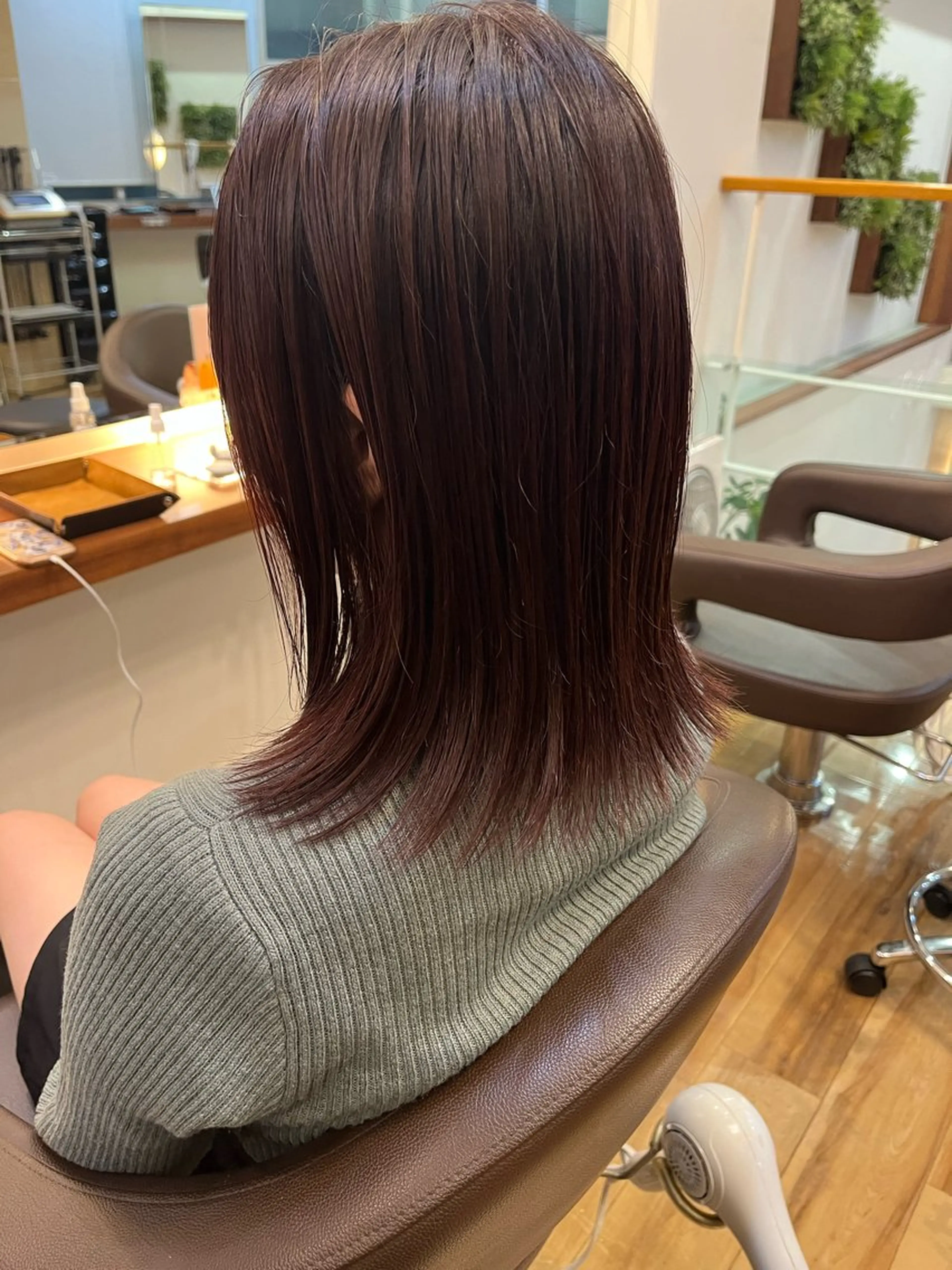 ミディアム カラー ヘアカラー トリートメント すばる/縮毛矯正 /似合わせカラーのヘアスタイル