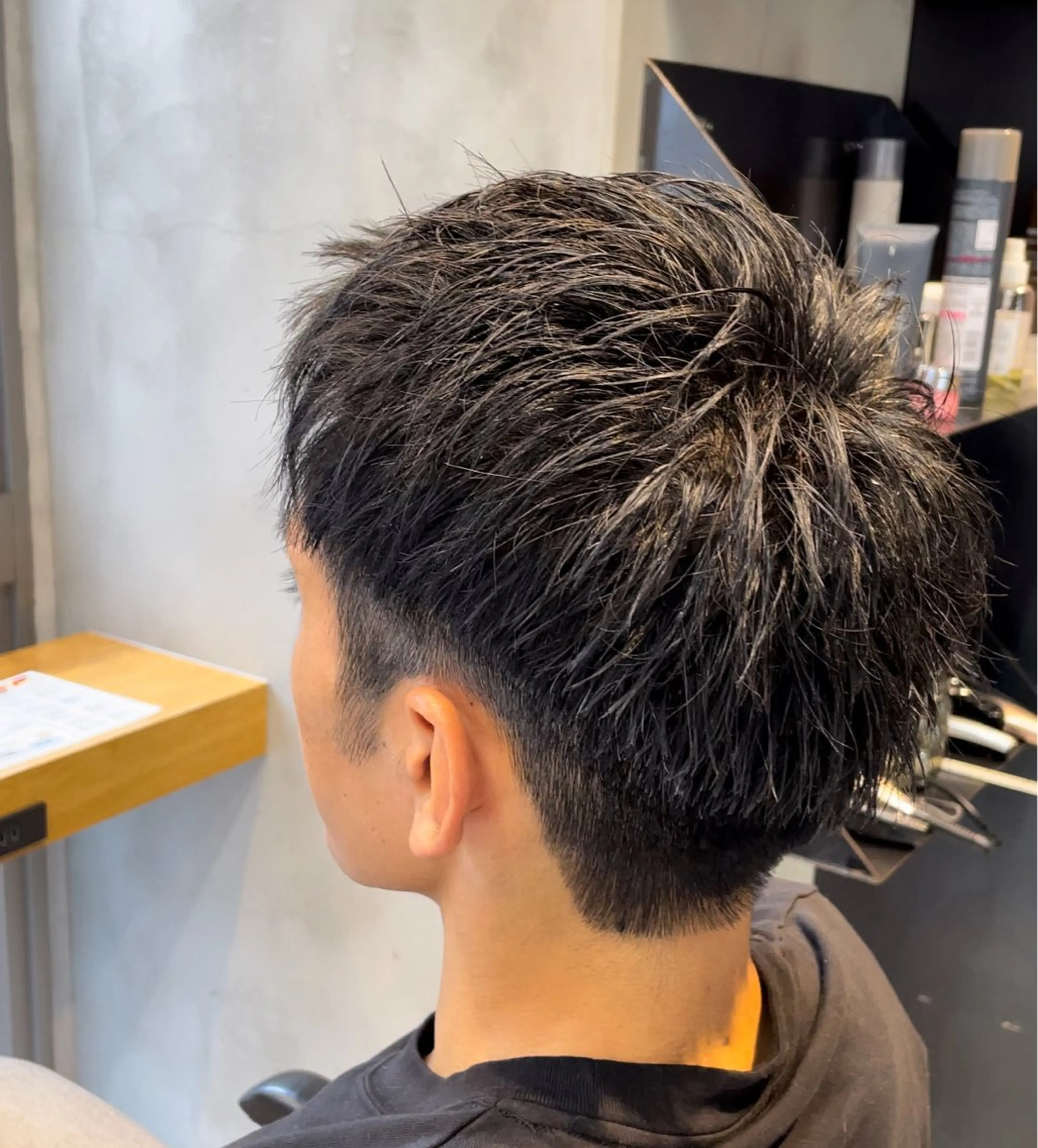 メンズ アップバング ✨️🧸elima調 布Reika🧸✨️のヘアスタイル