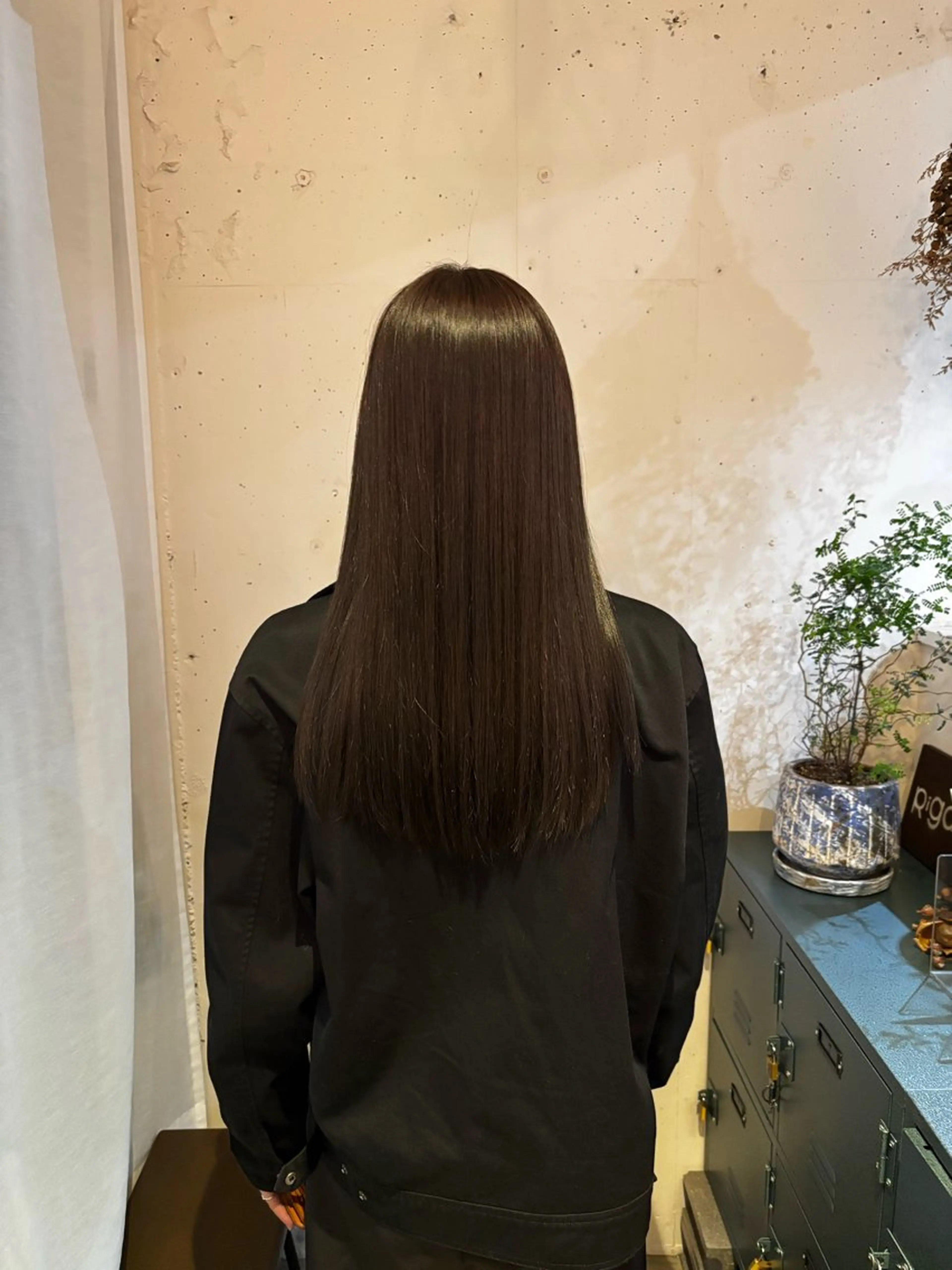 ロング カラー ベージュカラー オリーブベージュ トリートメント 🍒サクラ🍒 /透明感カラー/艶髪のヘアスタイル