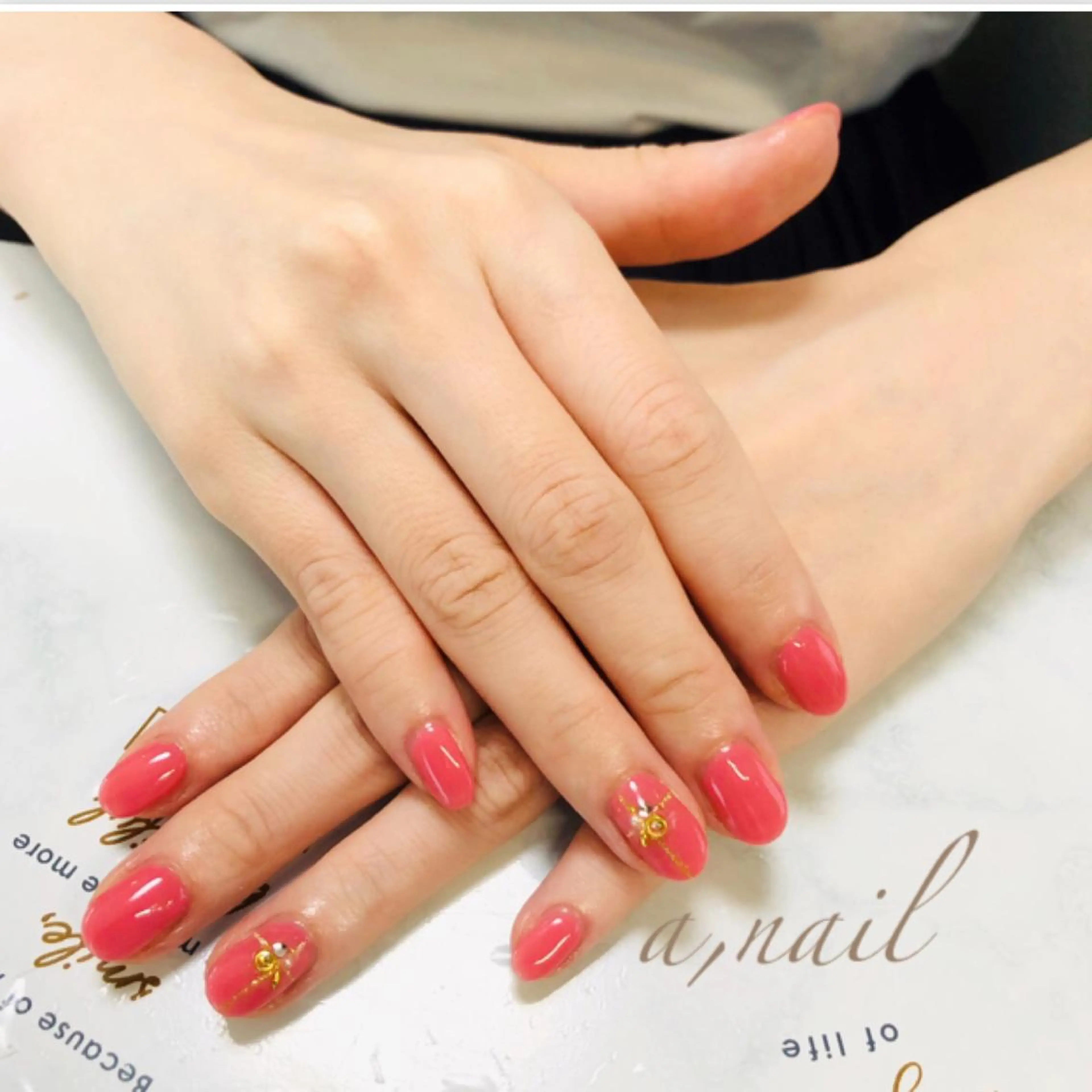 ネイル フットネイル ジェルネイル グラデーション ラメ(グリッター) ラメグラデーション ハンドネイル ネイルサロン エーネイルのネイルデザイン