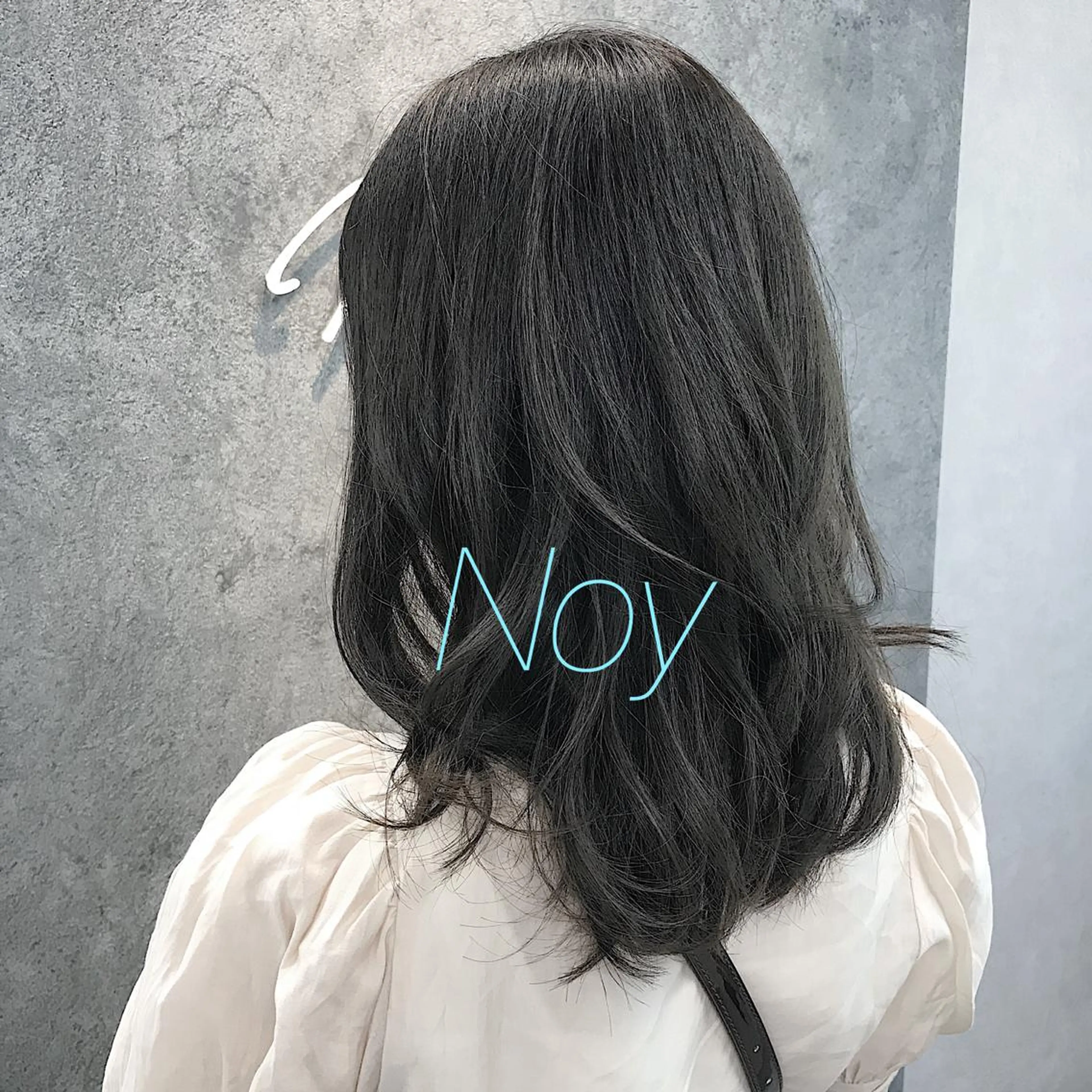 ミディアム カット ヘアカラー トリートメント 所渉/韓国レイヤー /ウルフカットのヘアスタイル