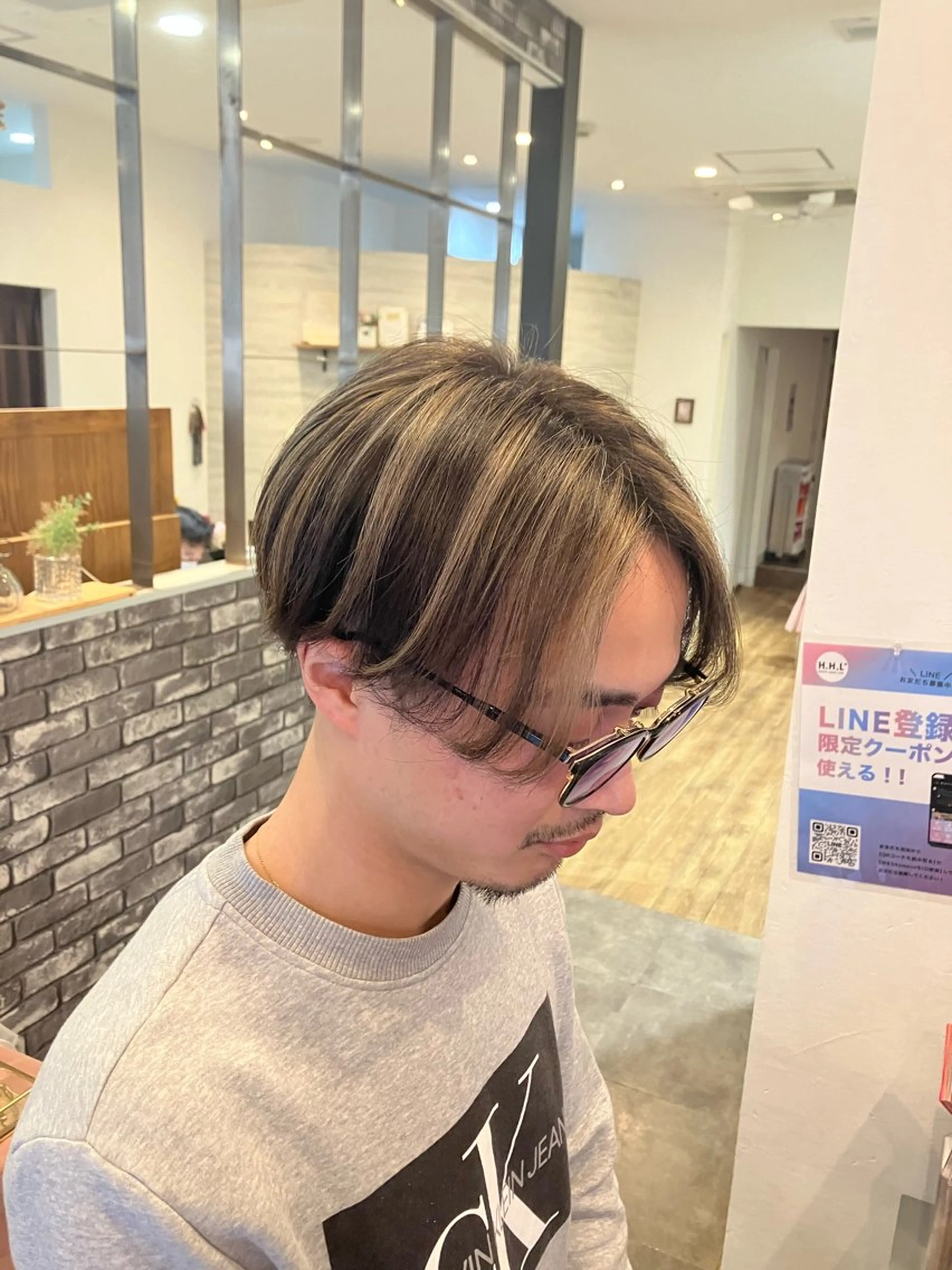 カラー メンズ メンズハイライト ハイライトカラー カット ヘアカラー mai /attraのヘアスタイル