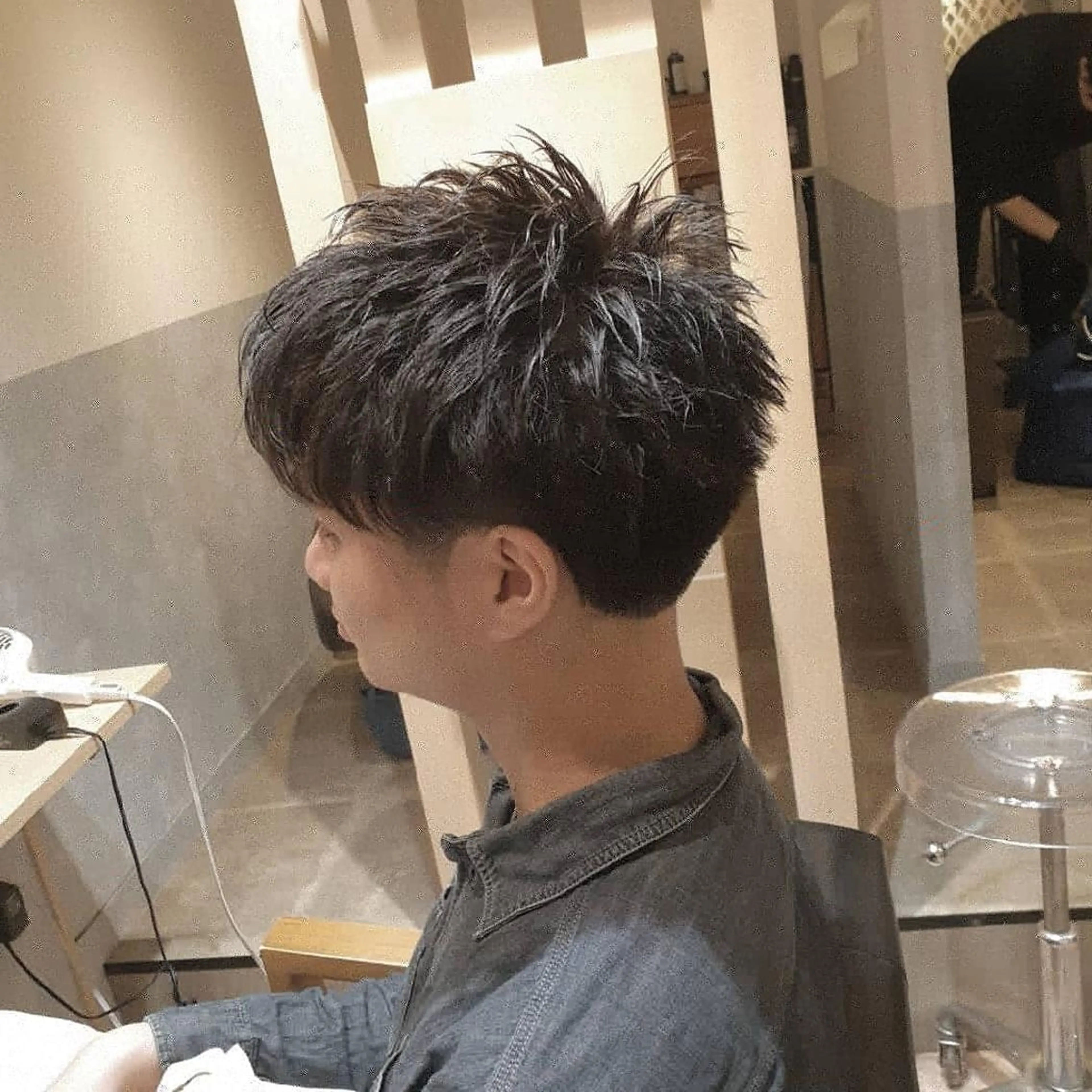 ショート メンズ ラボヌールヘアシュシュ所属・西村 力一のヘアスタイル