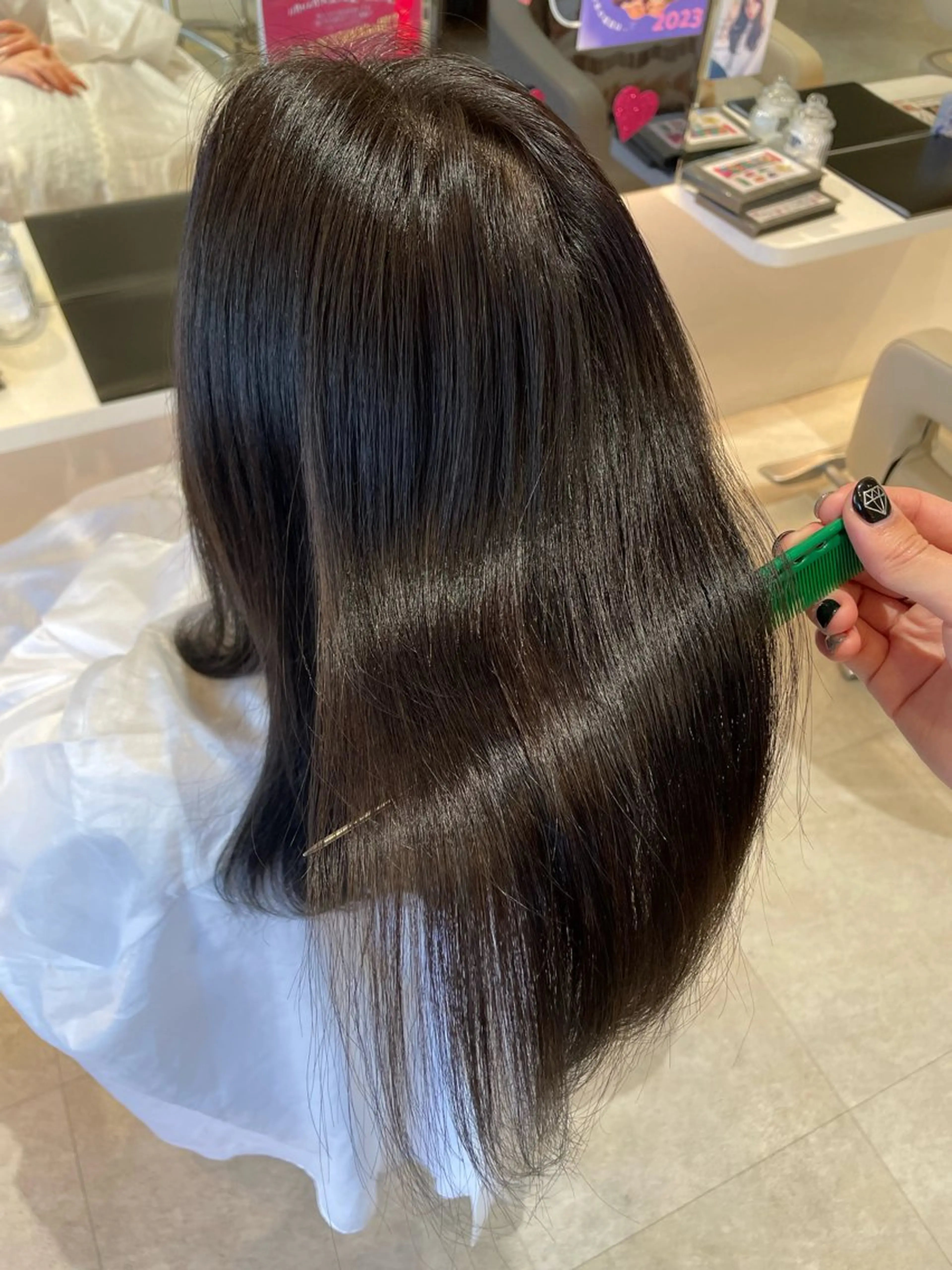 セミロング 髪質改善 ヘアメイクWiLL所属・髪質改善・縮毛矯正 濱　泰賀のヘアスタイル