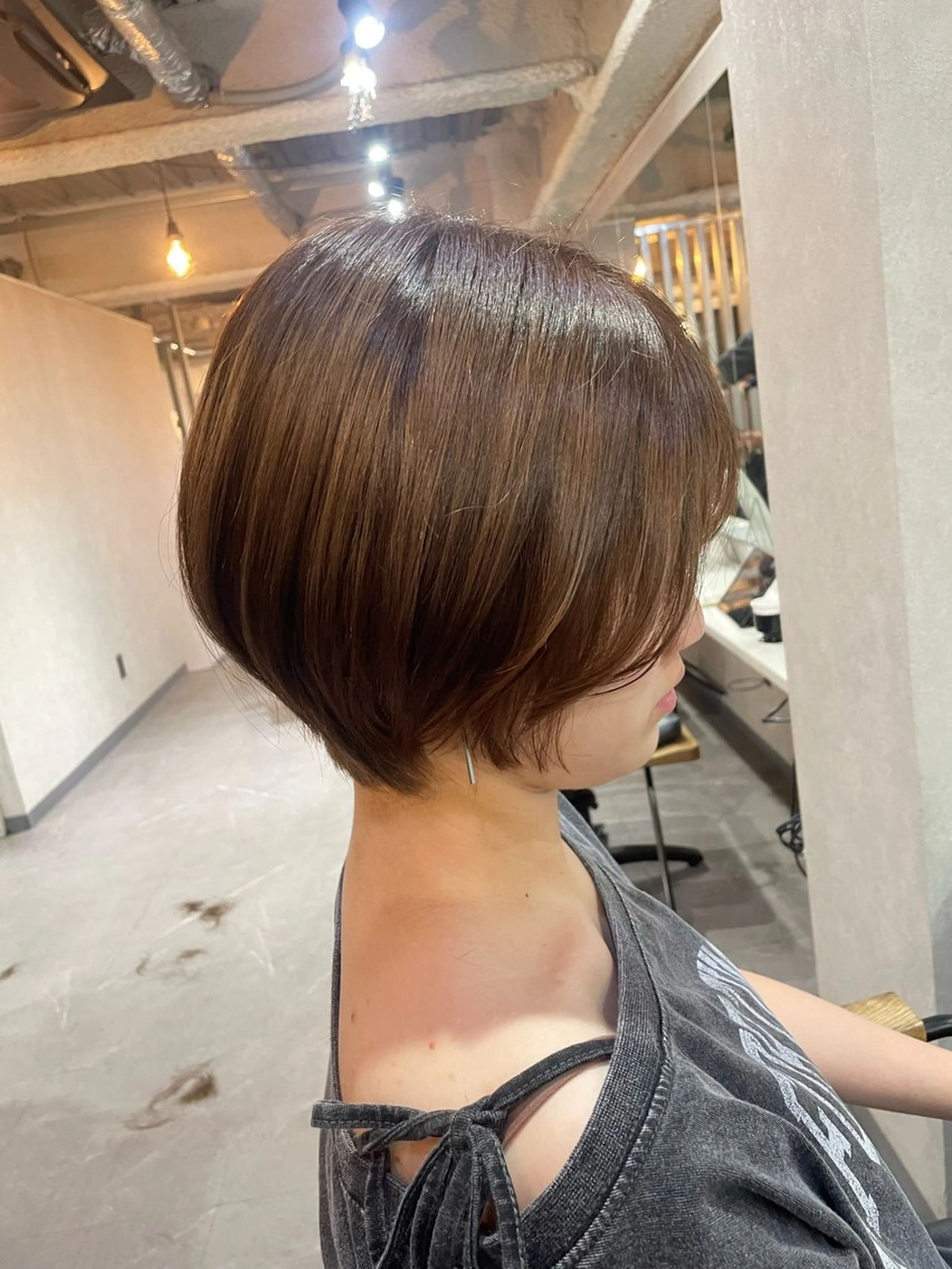 ショート _i  hair&eye所属・春名 典瑚のヘアスタイル
