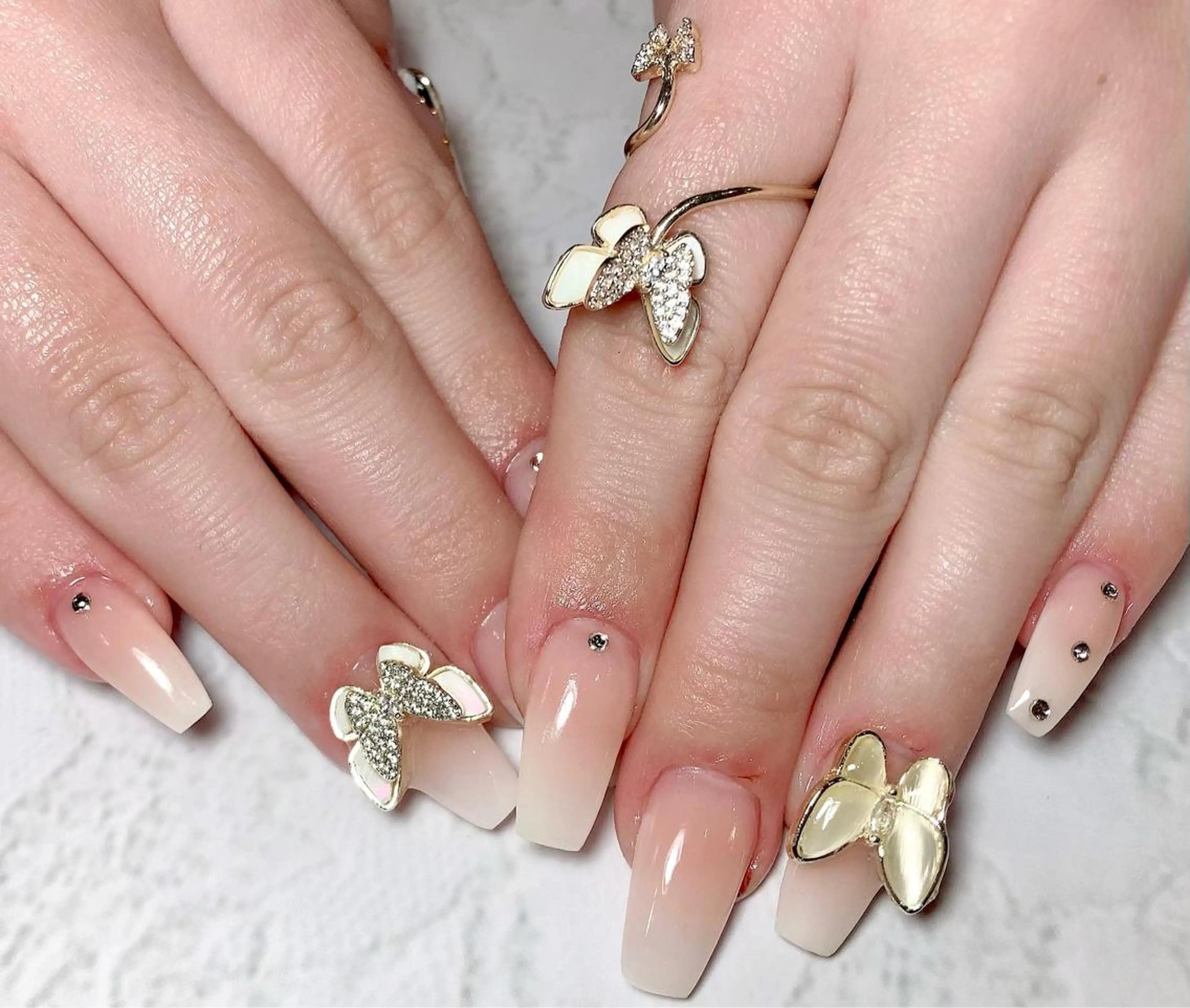 ネイル Spiky とうげ ふうかのネイルデザイン