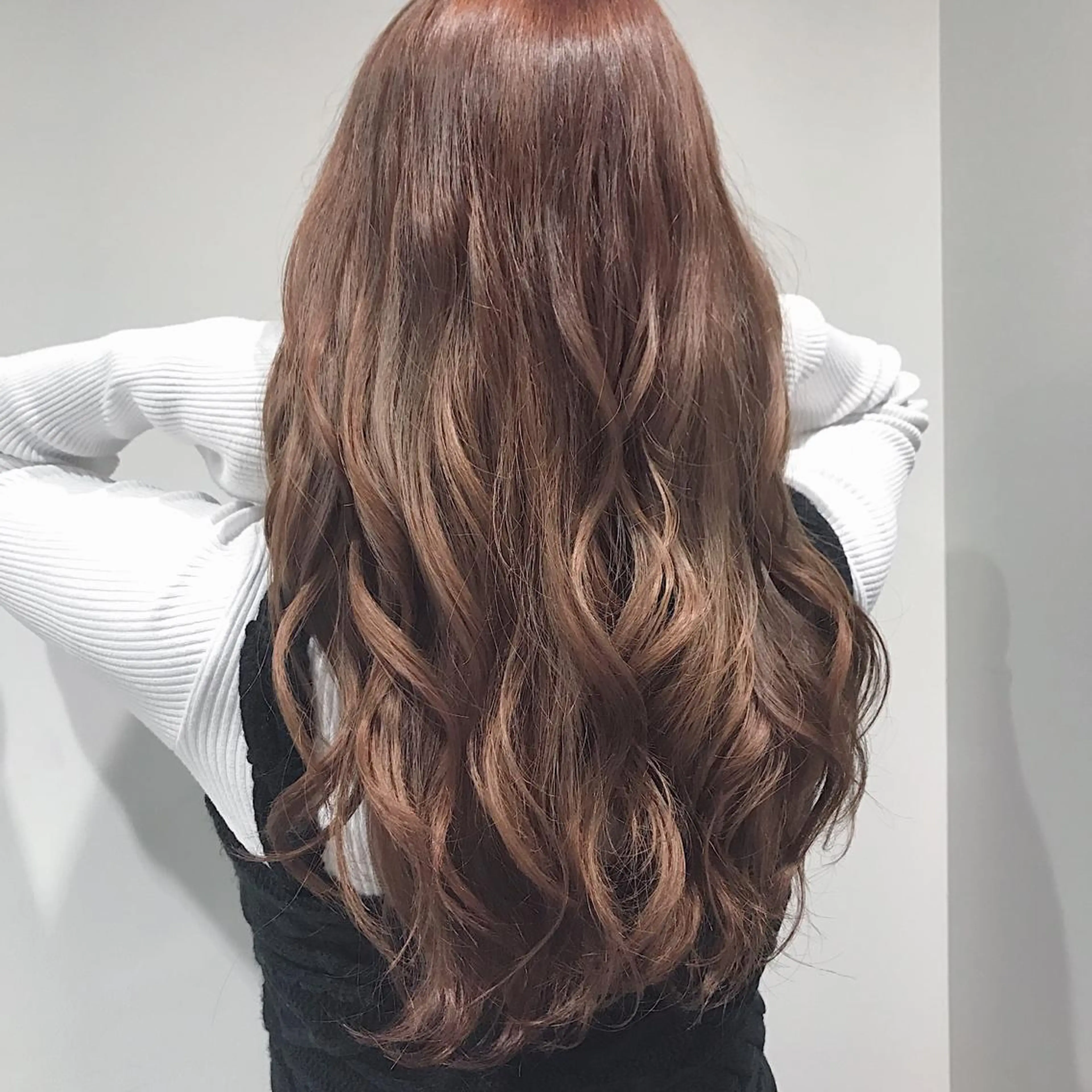 ロング カラー ヘアアレンジ Zina渋谷エリア マネージャShionのヘアスタイル