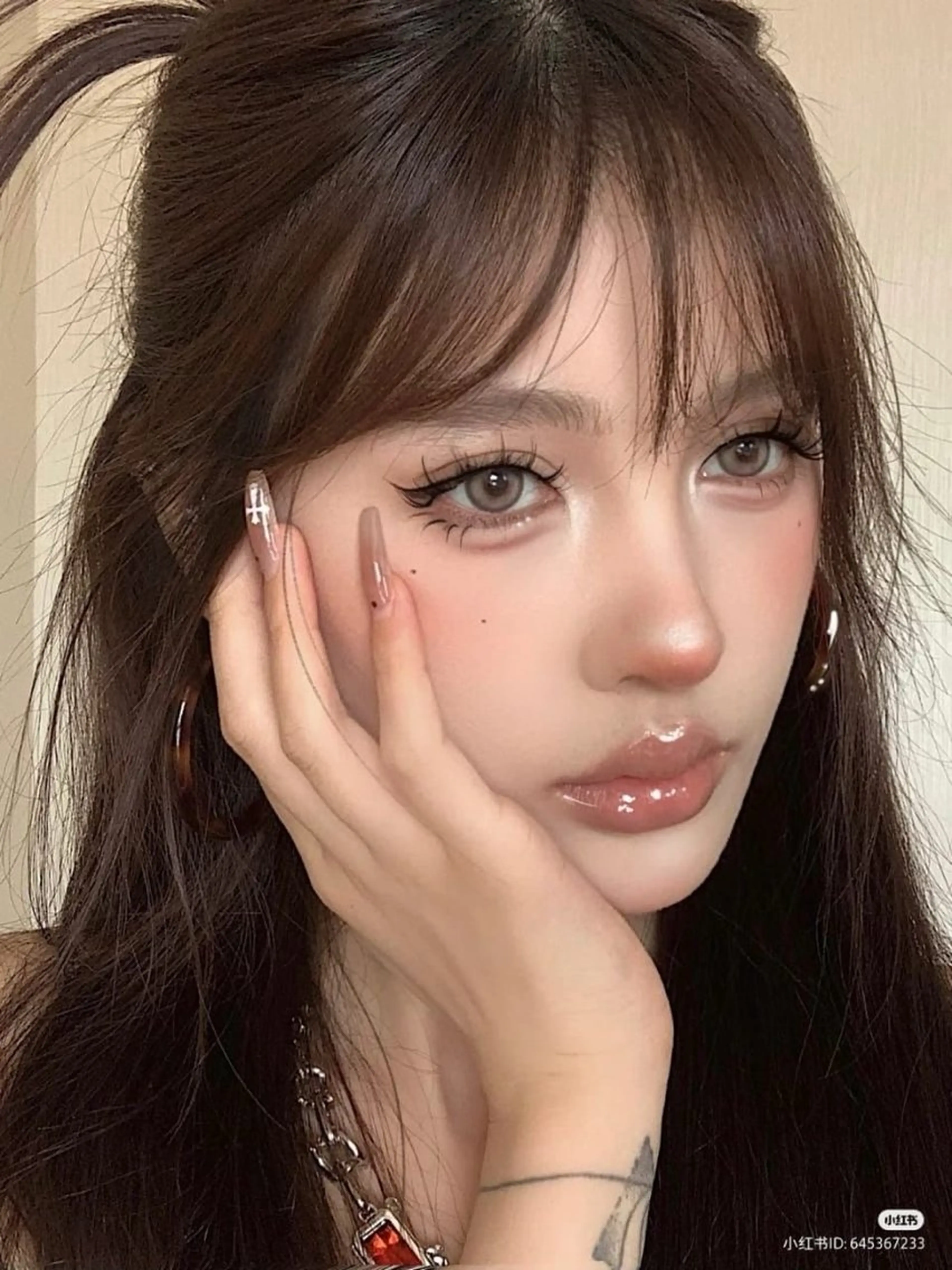 ロング カラー ベージュカラー ブリーチ ダブルカラー ブリーチなしカラー 小顔カット カット ヘアカラー トリートメント 原宿/ワンホンヘア SAAYA🖤のヘアスタイル