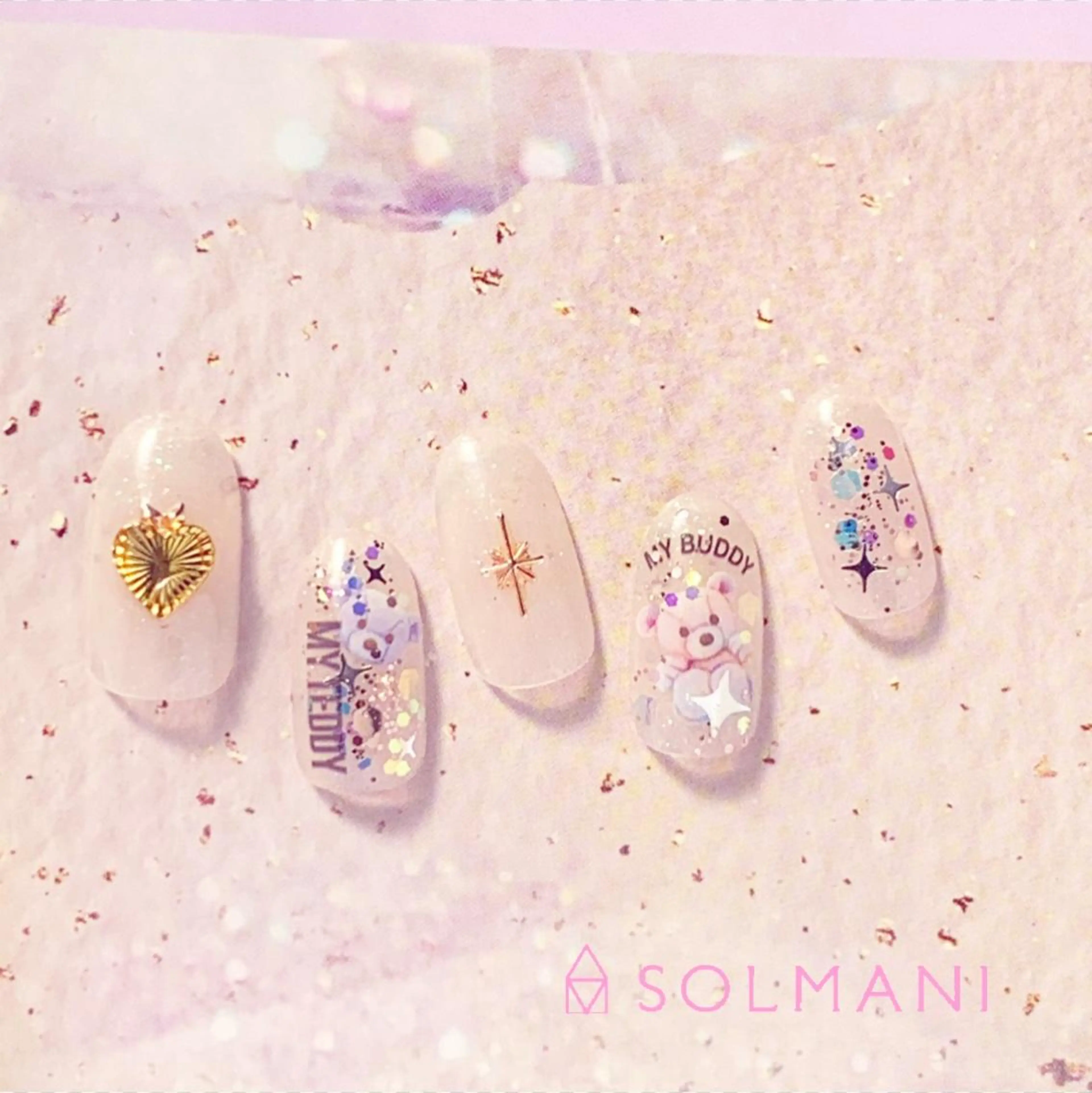 ネイル SOLMANI 予約担当のネイルデザイン