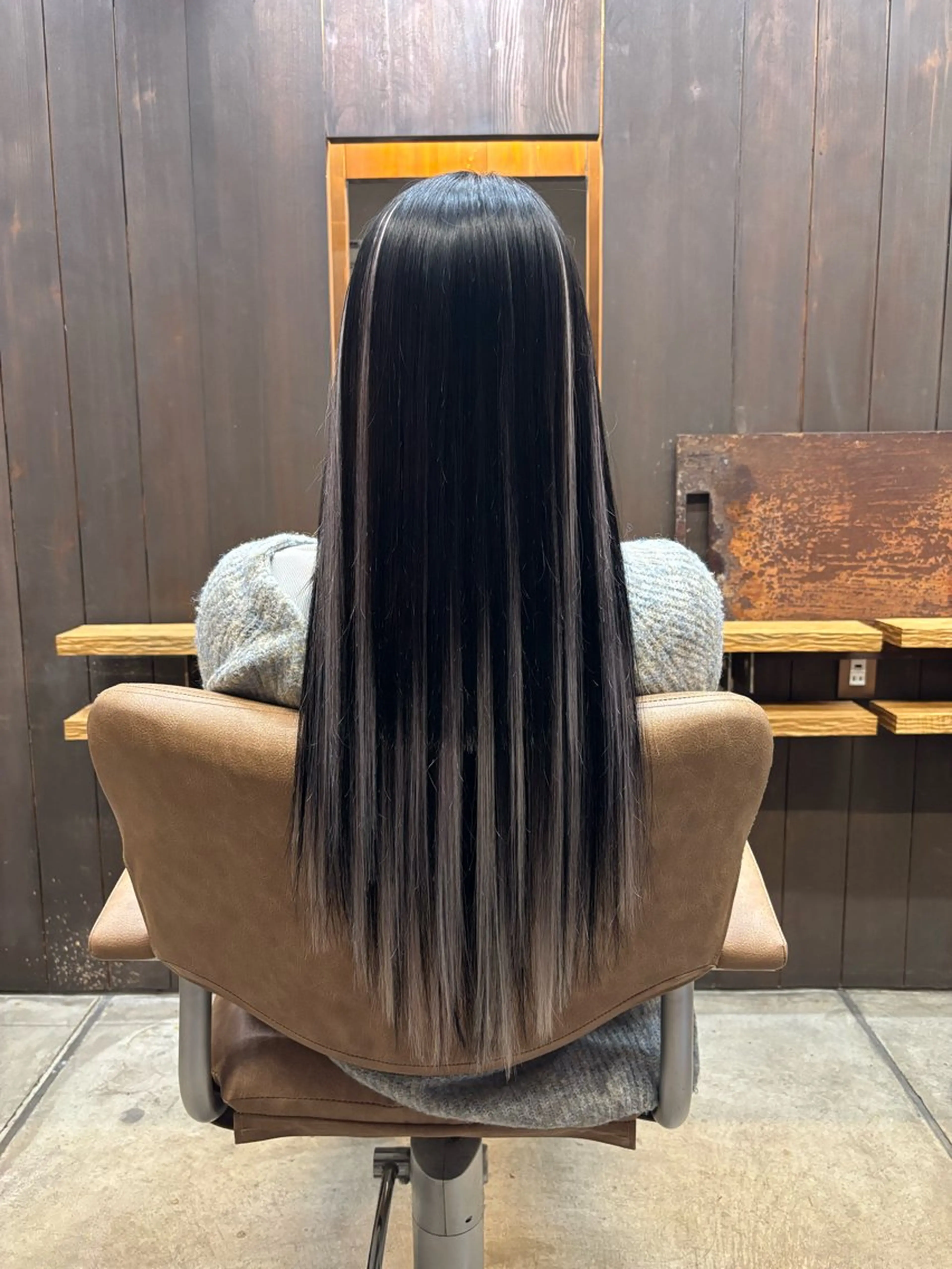 ロング 朝斗/ブリーチなし ・Wカラー・エクステのヘアスタイル