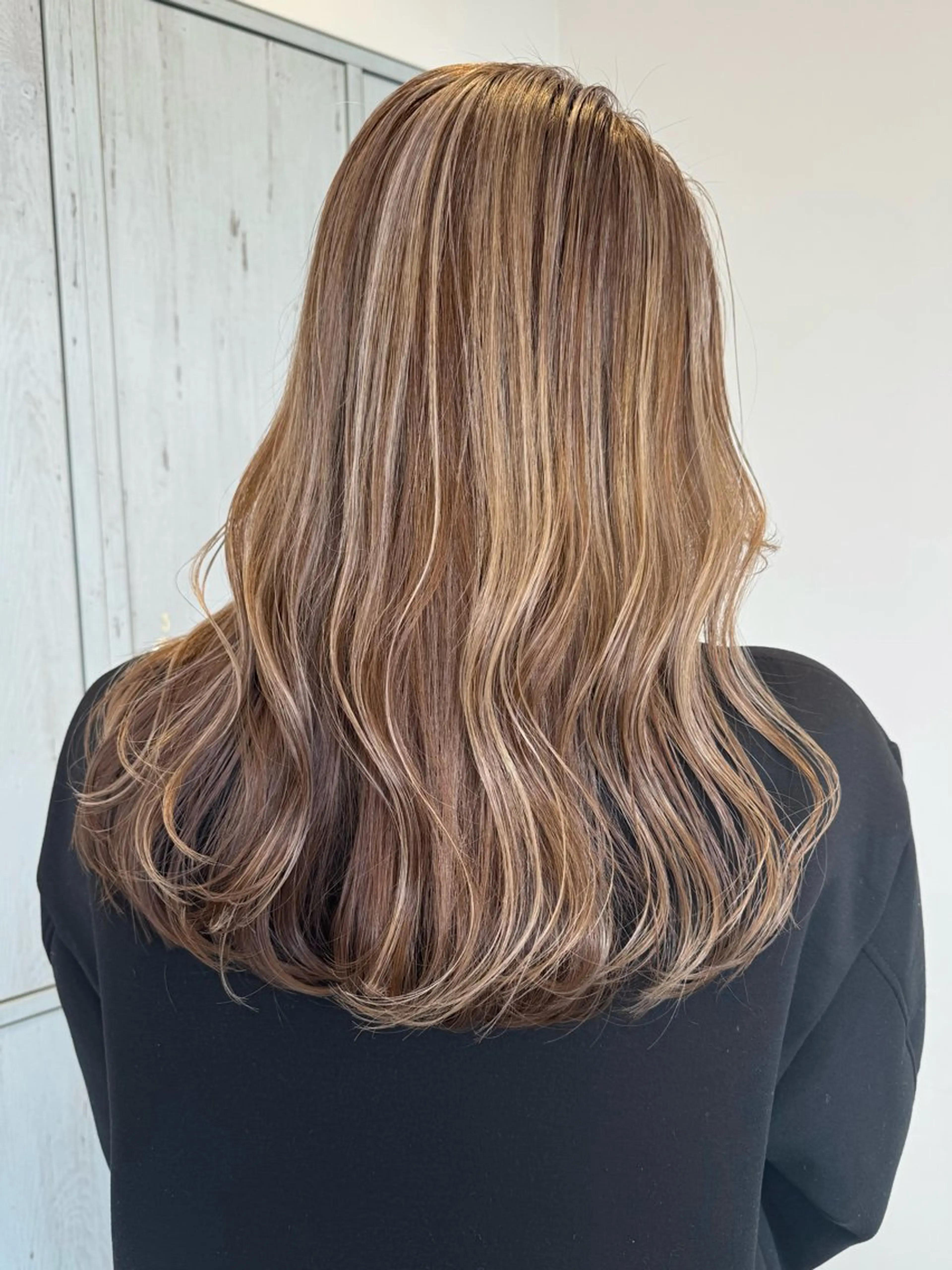 セミロング カラー ヘアカラー ほの カラー特化/ ブリーチ/ボブのヘアスタイル