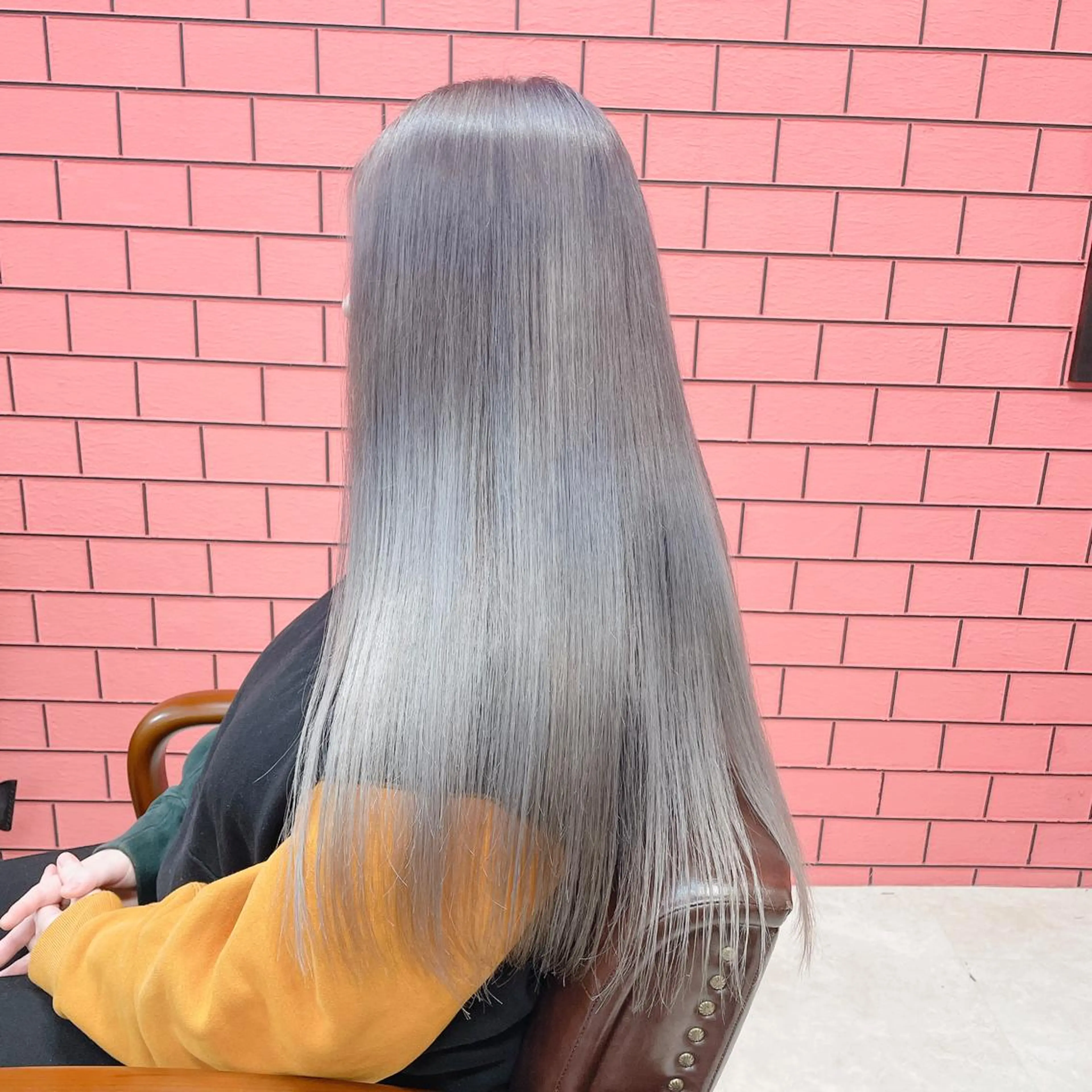 ロング カラー バレイヤージュ ブリーチ ケアブリーチ ダブルカラー イヤリングカラー ヘアカラー トリートメント デザインカラー 髪質改善Lilithのその他イメージ