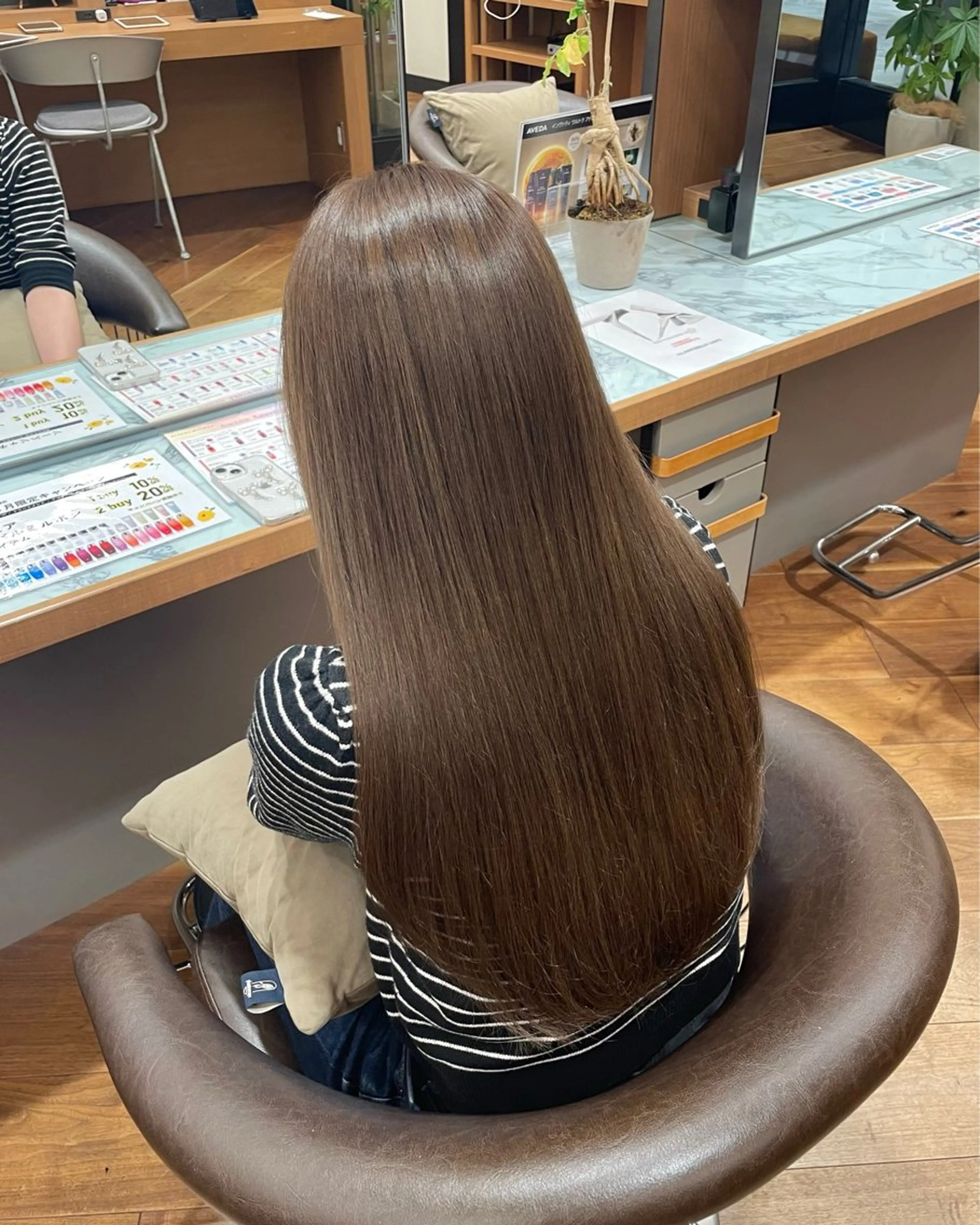 ロング カラー ヘアカラー トリートメント 山本 睦のヘアスタイル