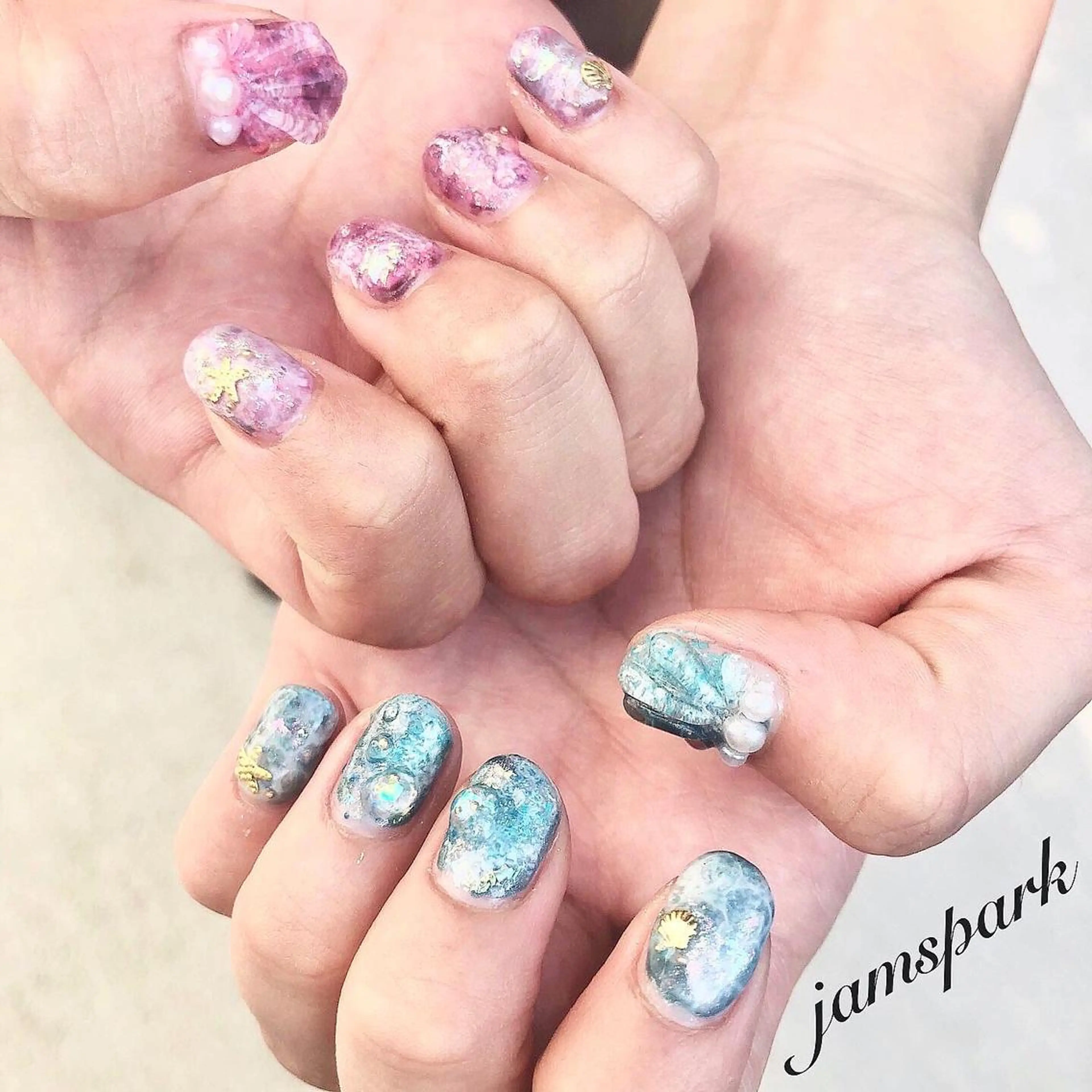 ネイル キラキラネイル ニュアンスネイル ピンク 夏ネイル ハンドネイル jamspark ✨のネイルデザイン