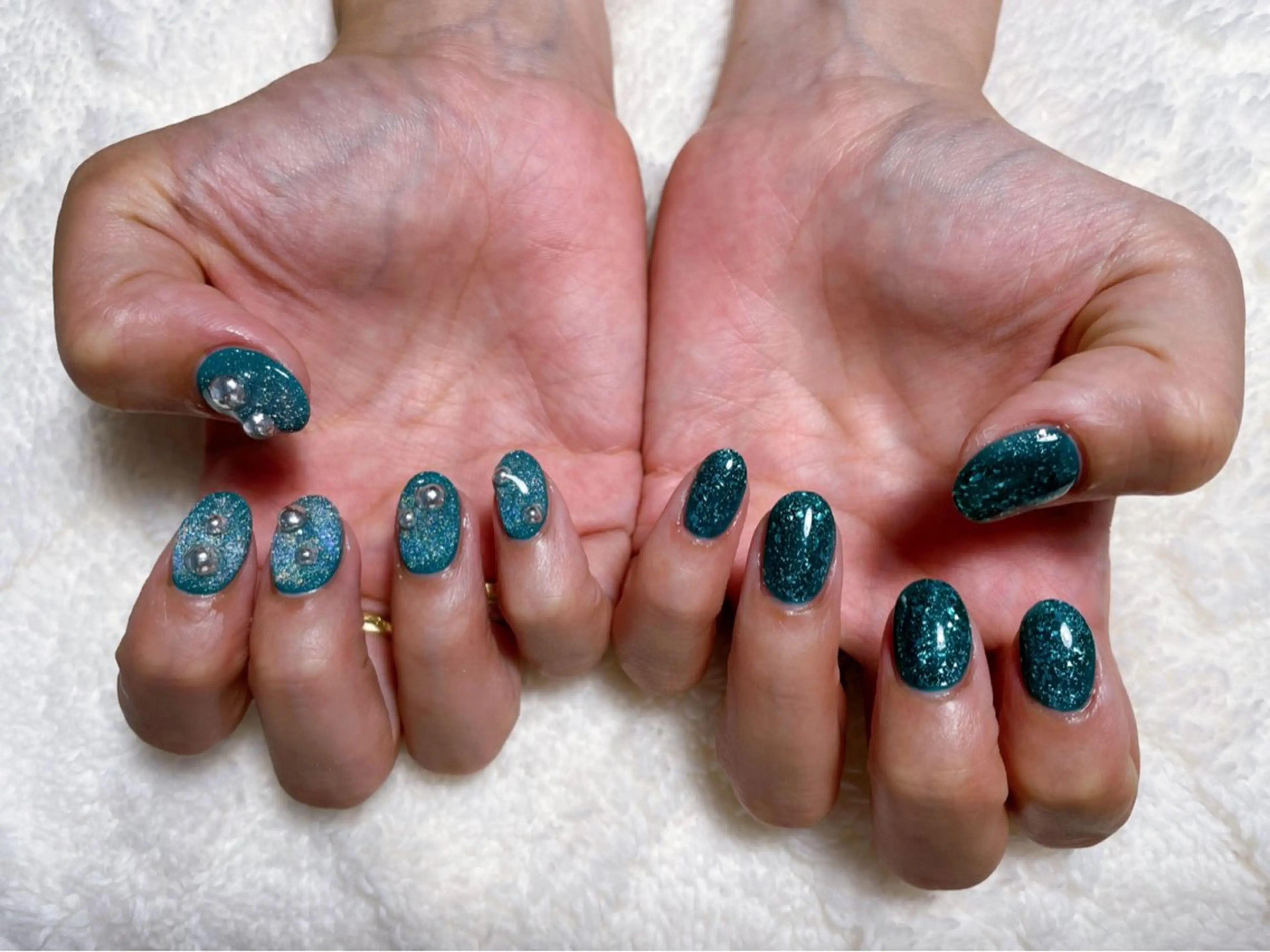 ネイル グリーン ハンドネイル K Akaneのネイルデザイン