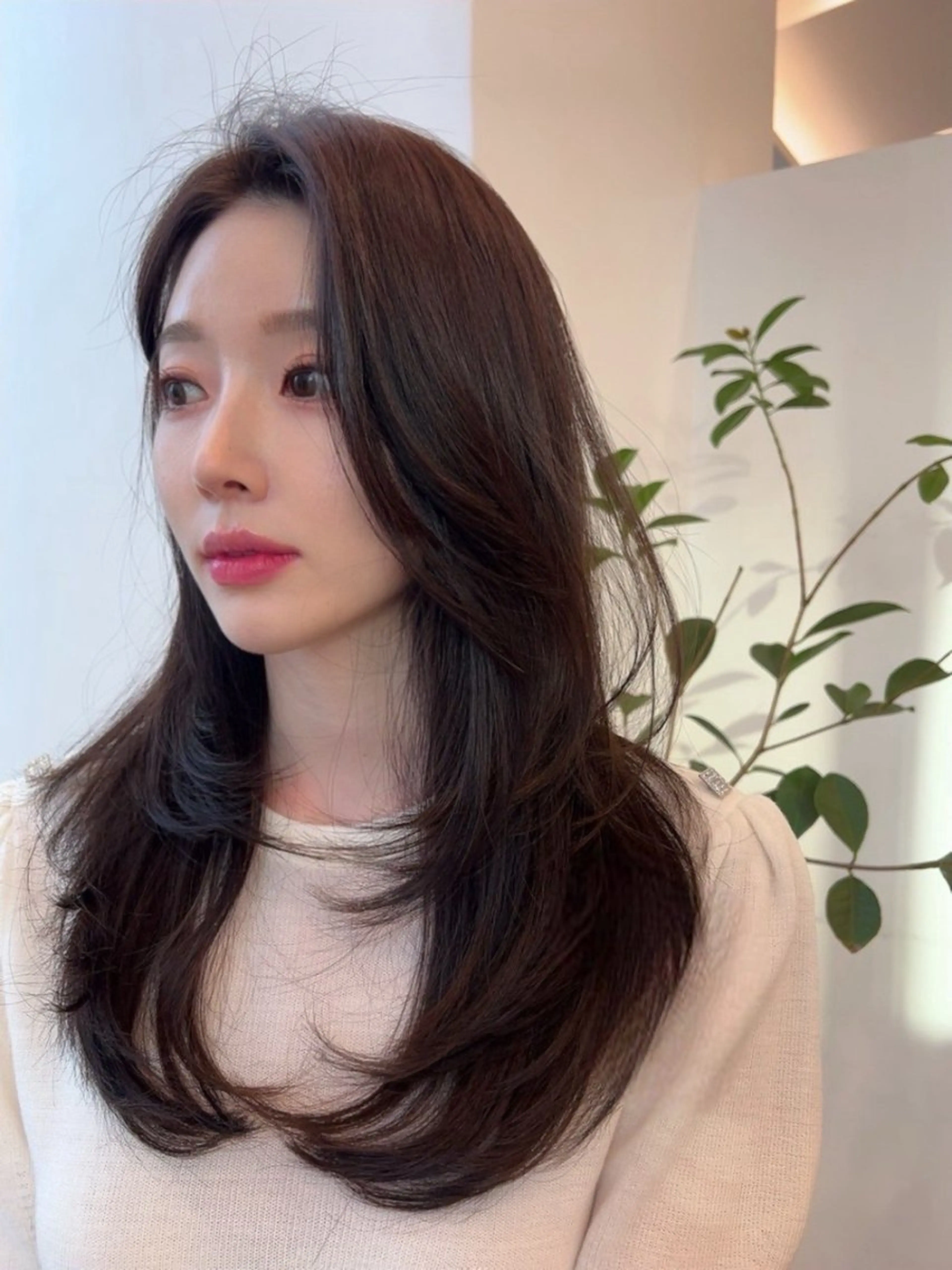 【メンテナンスに👩】顔周り縮毛矯正＋デザインカット💇‍♀️の写真