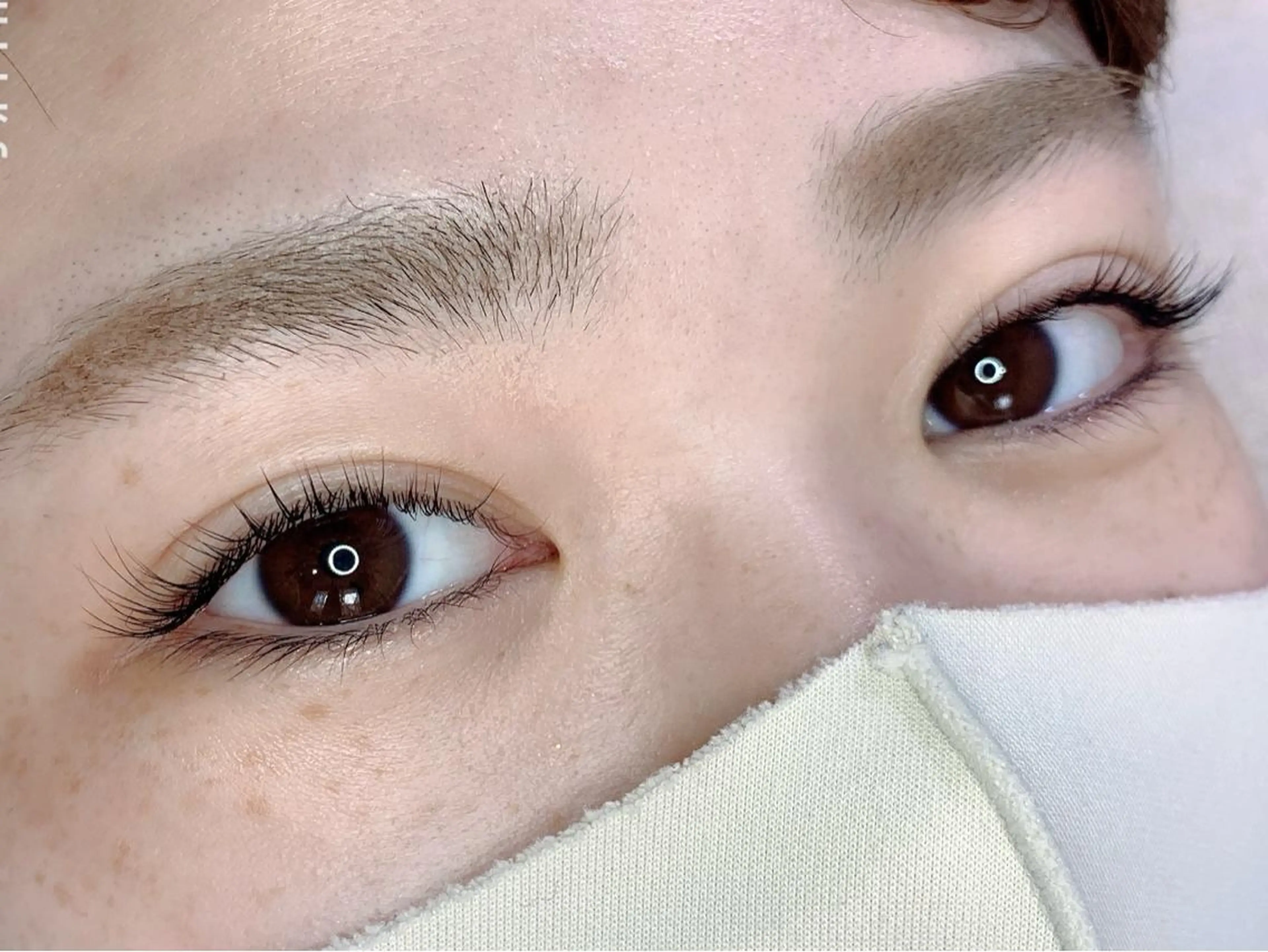 マツエク・マツパ ReBellaリベラ ハセベの眉毛・アイブロウイメージ