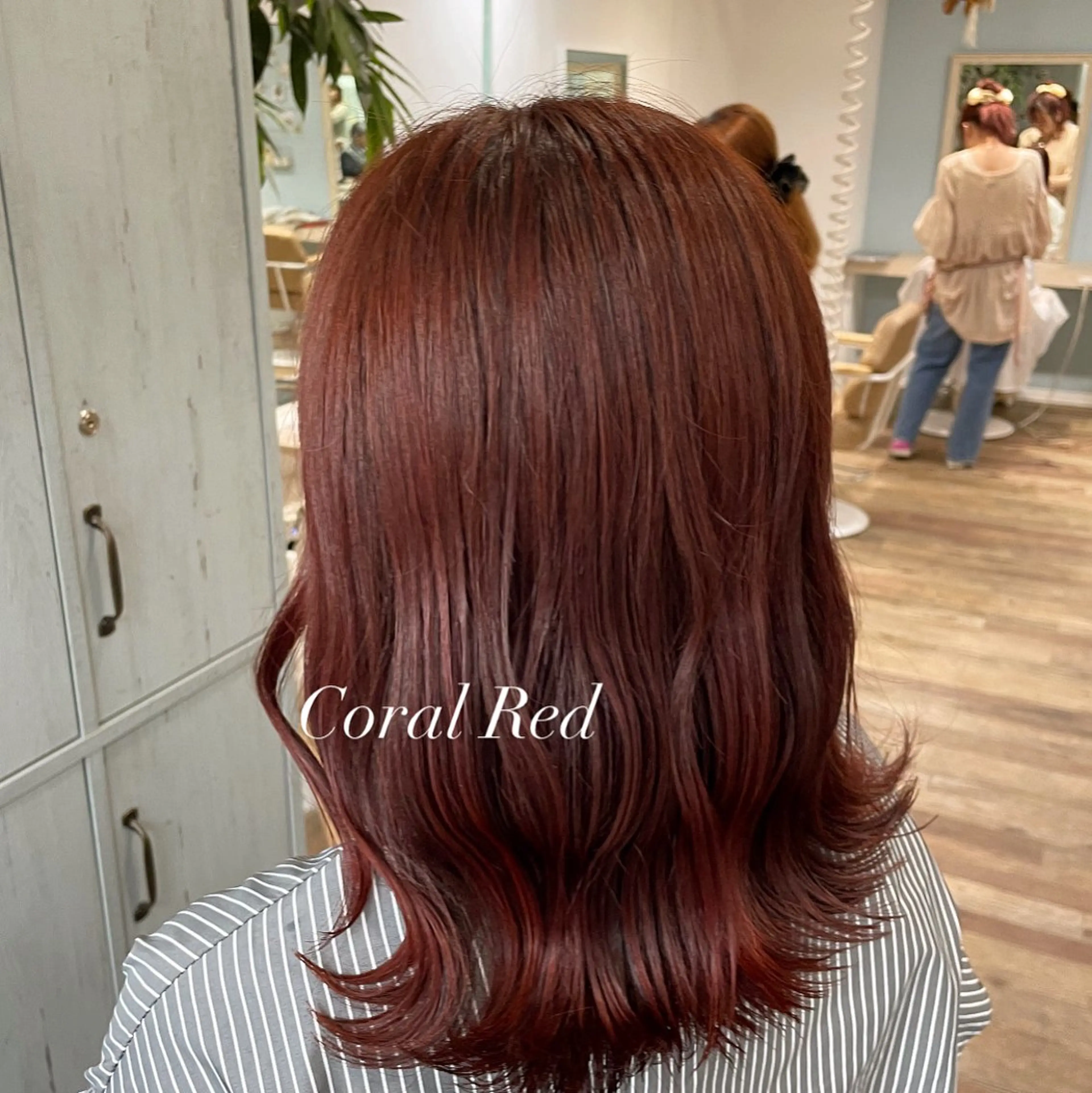 ミディアム ピンク・ラベンダー/ レイヤー/NANAのヘアスタイル