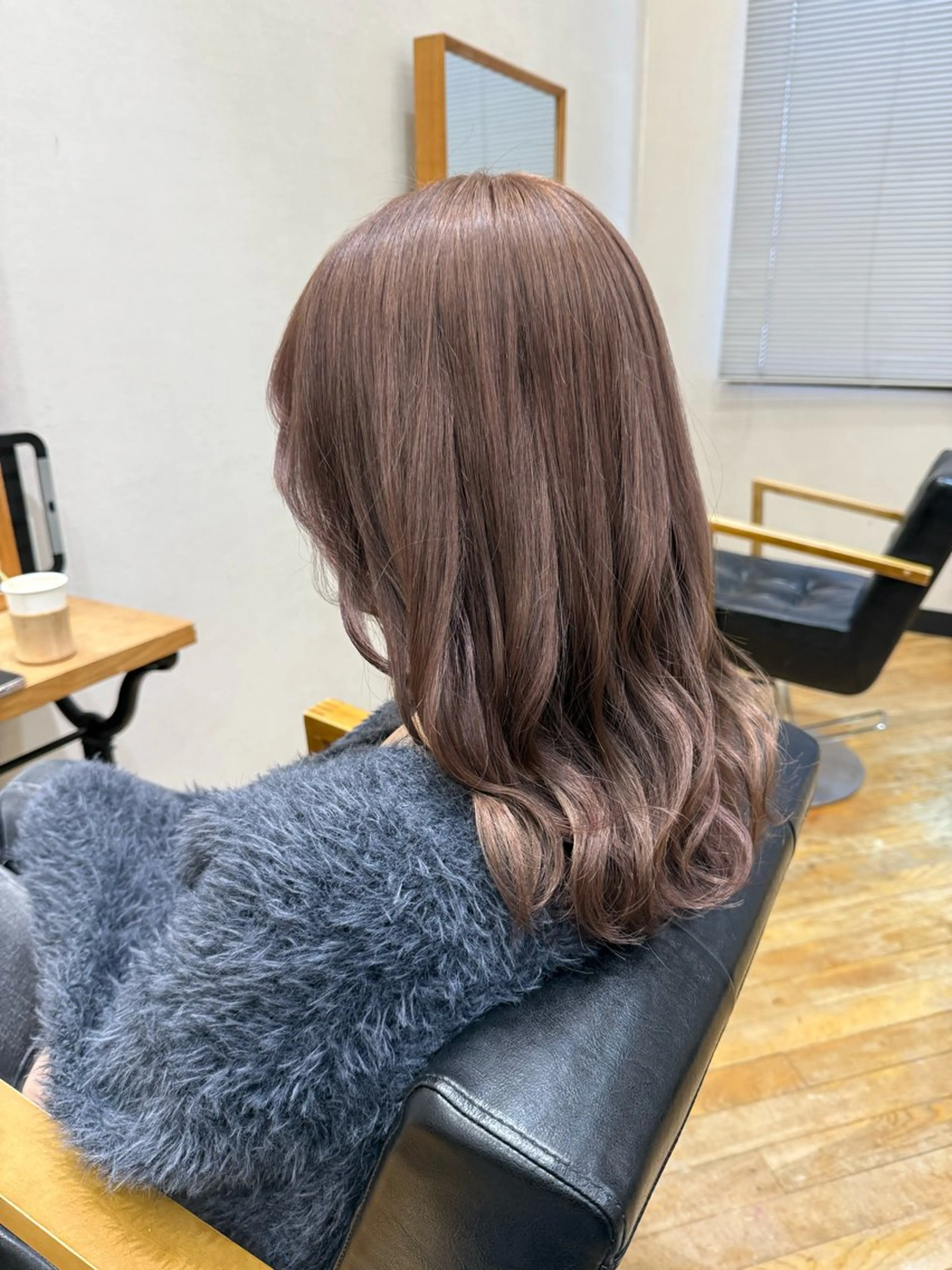 セミロング ラベンダーベージュ キノシタ ナオユキのヘアスタイル