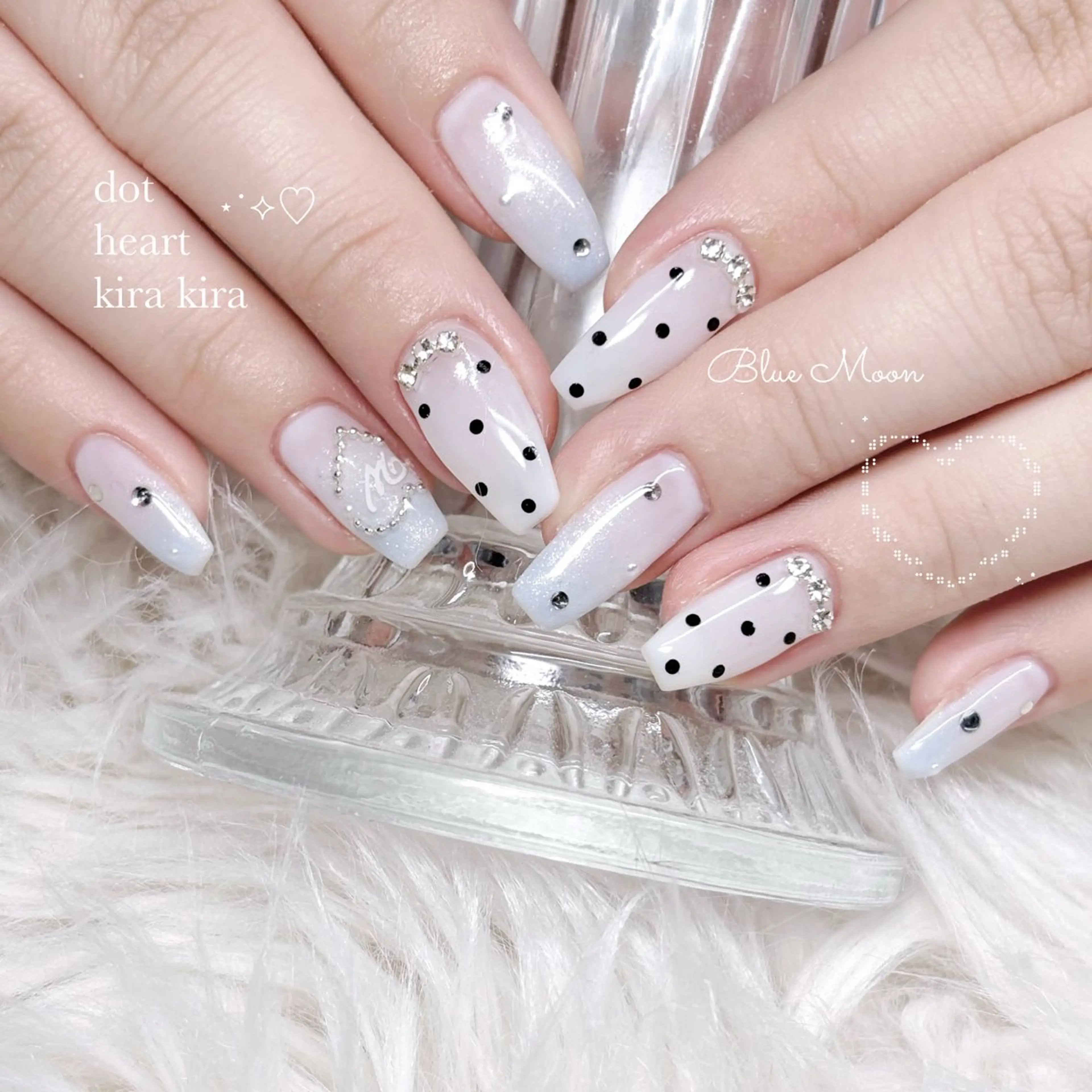 ネイル ハンドネイル フットネイル ハンドケア nail salon Blue Moonのネイルデザイン