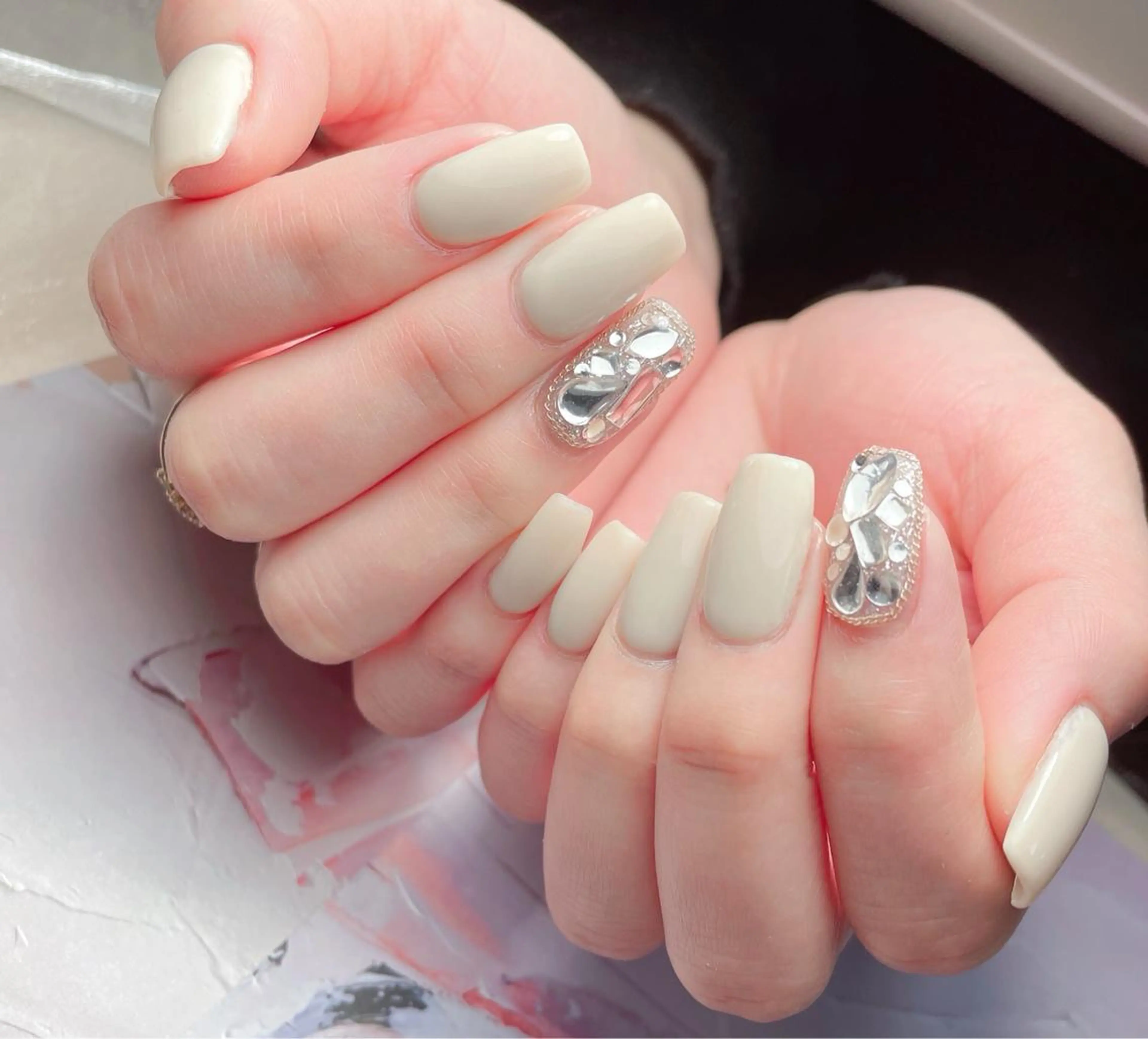 ネイル ストーンネイル M🌷nail 長さだし専門店のネイルデザイン