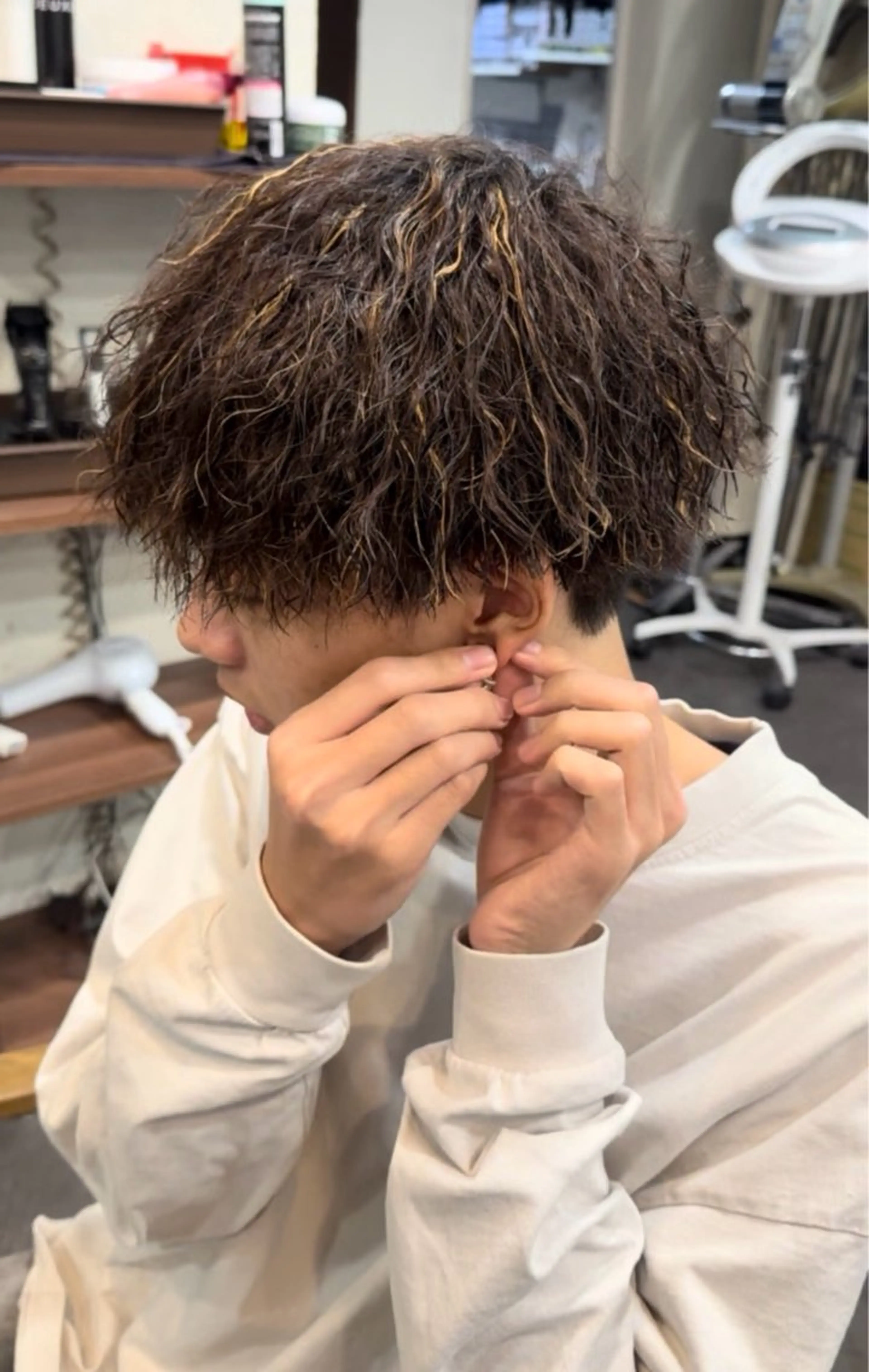 パーマ メンズ メンズパーマ メンズツイストパーマ ツイストパーマ カット パーマ 年間2000名担当◎ パーマ職人/仲原佑樹のヘアスタイル