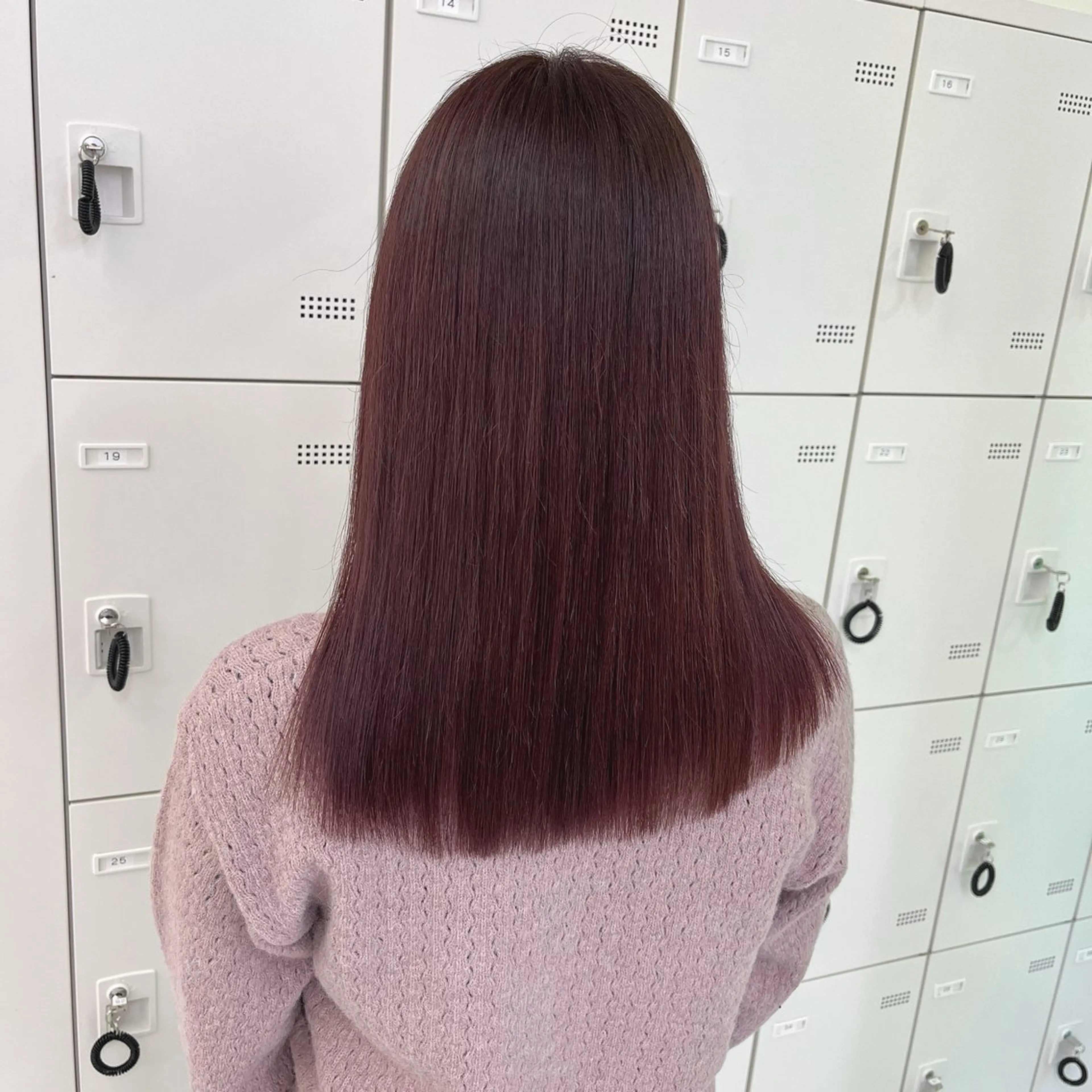 セミロング Wカラー/暖色/べ ージュりく©︎🐝のヘアスタイル