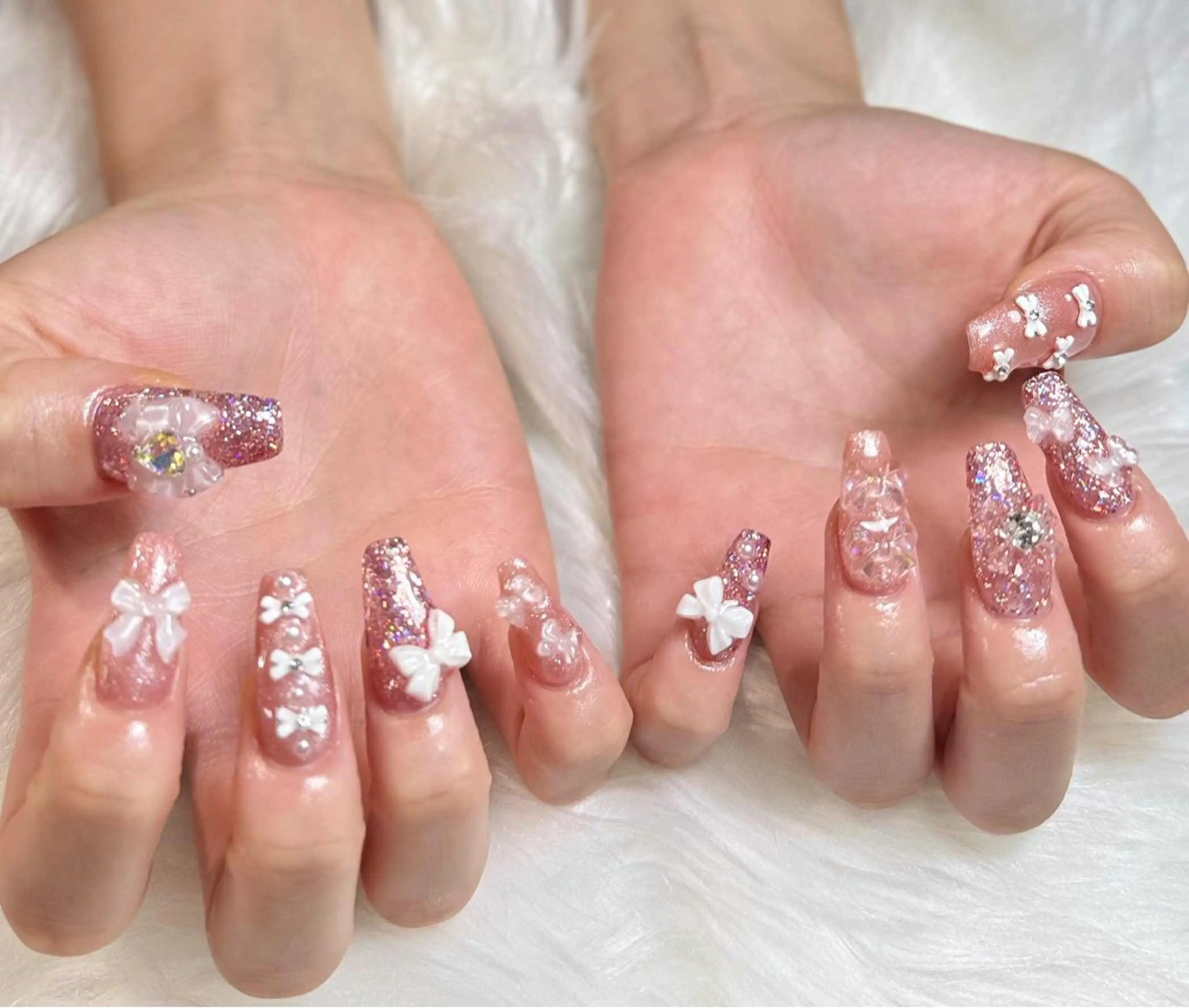 ネイル オーロラネイル チークネイル フットネイル フレンチネイル ジェルネイル ハンドネイル Nichi Nailsのネイルデザイン